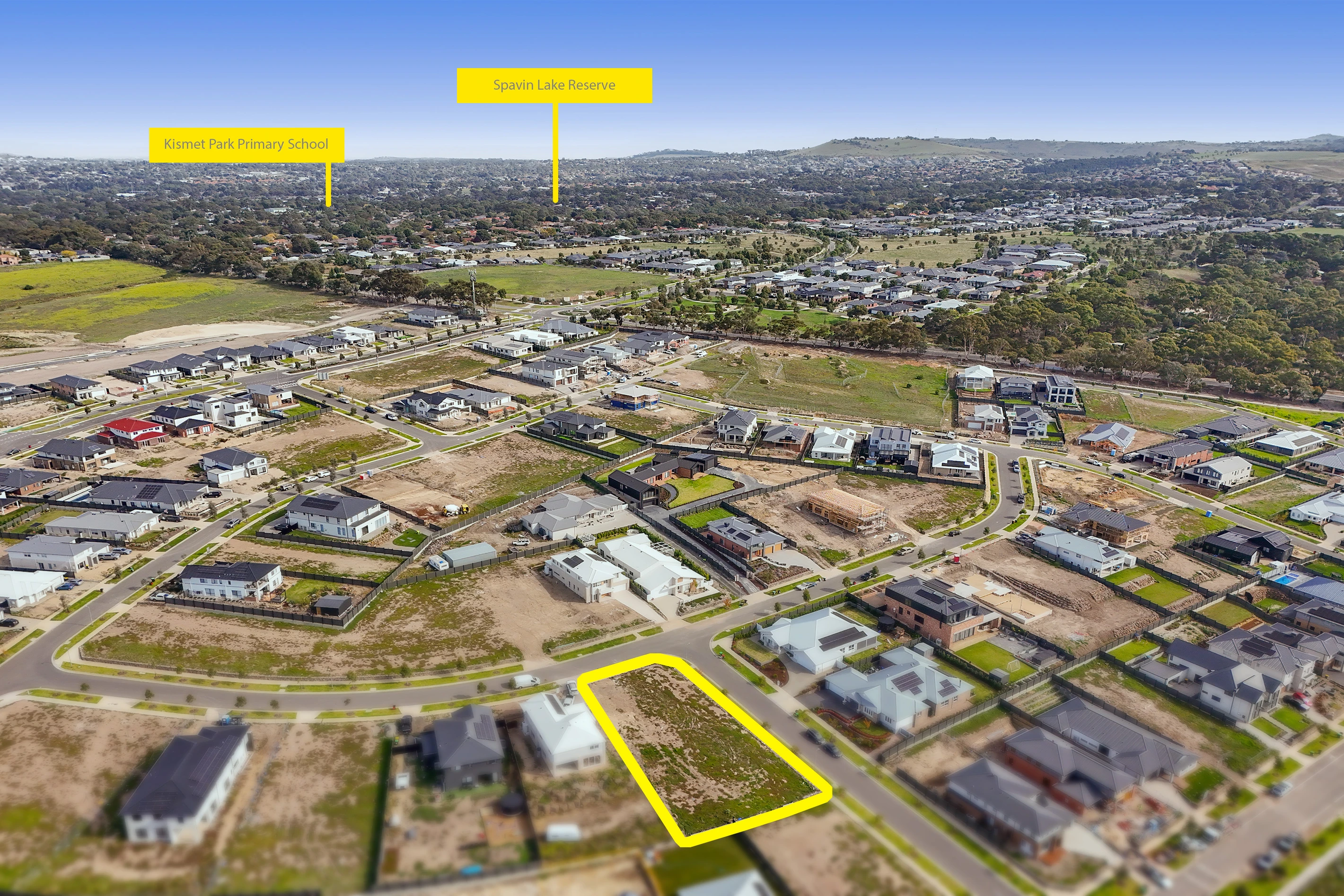 15 Chipperfield Avenue, Sunbury, VIC 3429