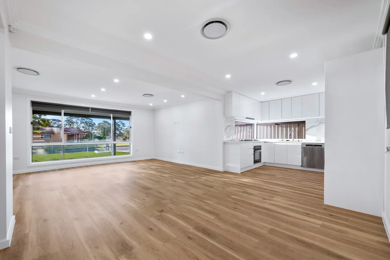 52 Lorikeet Avenue, Ingleburn, NSW 2565