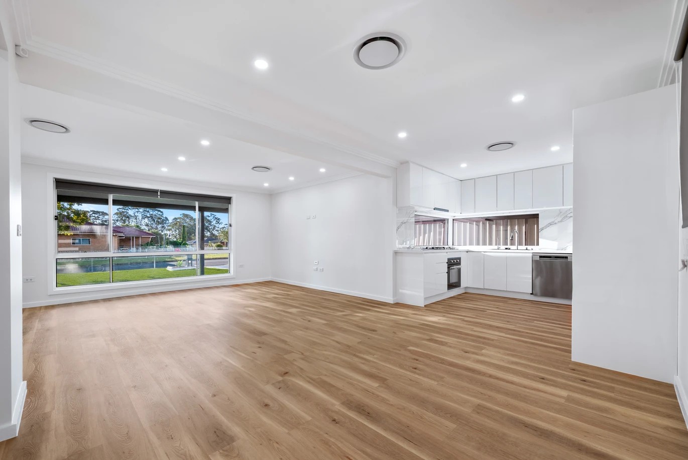 52 Lorikeet Avenue, Ingleburn, NSW 2565