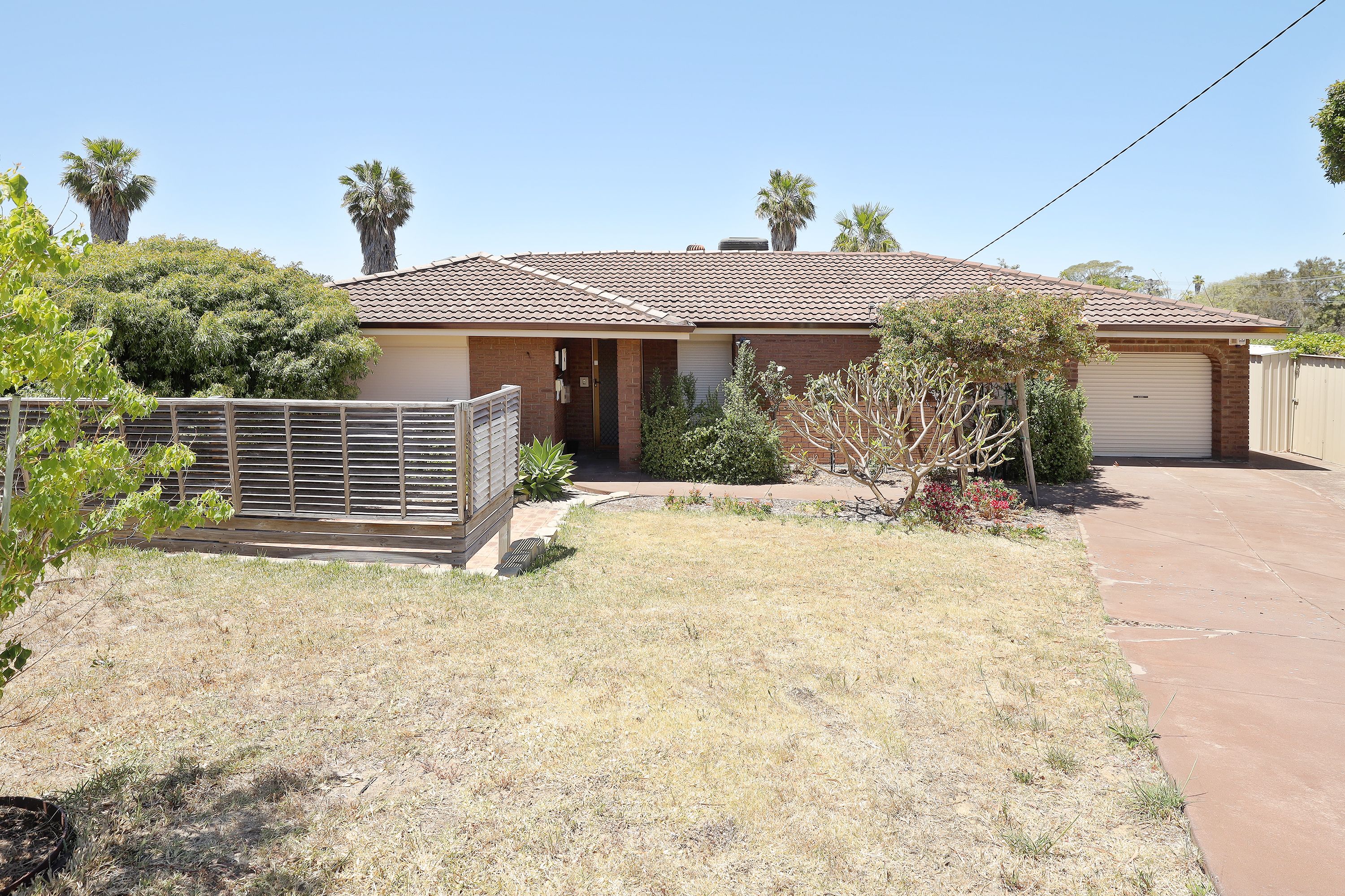 6 Dania Close, Craigie, WA 6025