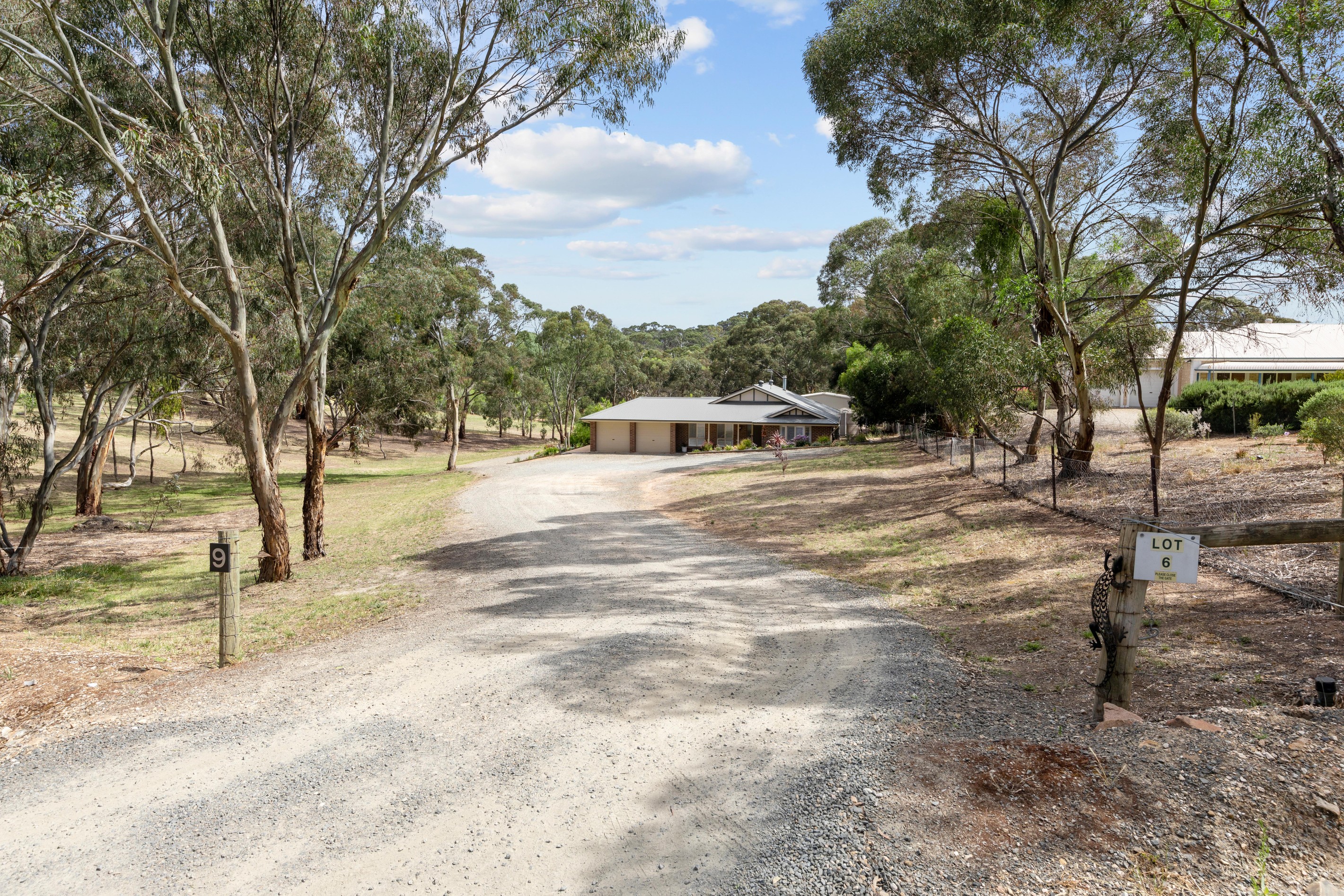 9 Jarman Crescent, Clare, SA 5453