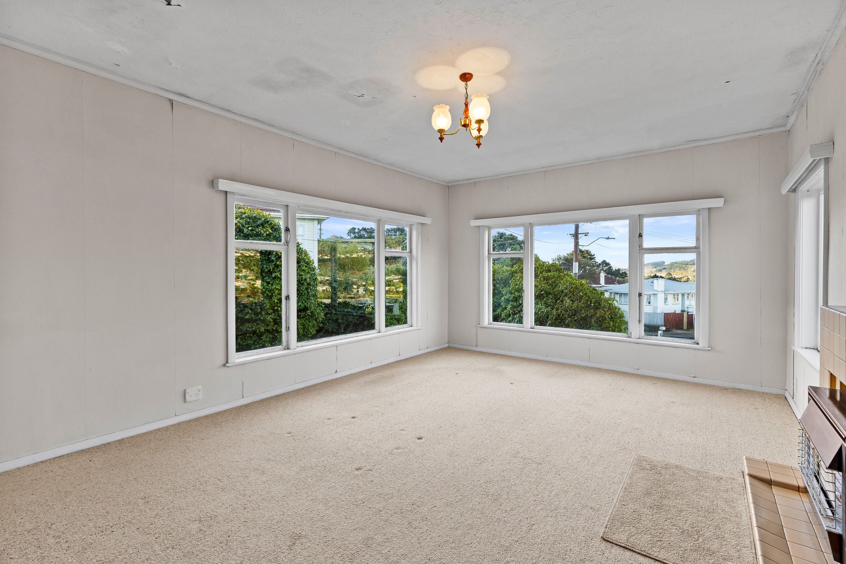 17 Hampton Hill Road, Tawa, Wellington City