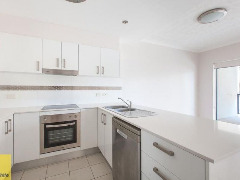 2/69 Durham Street, St Lucia, QLD 4067