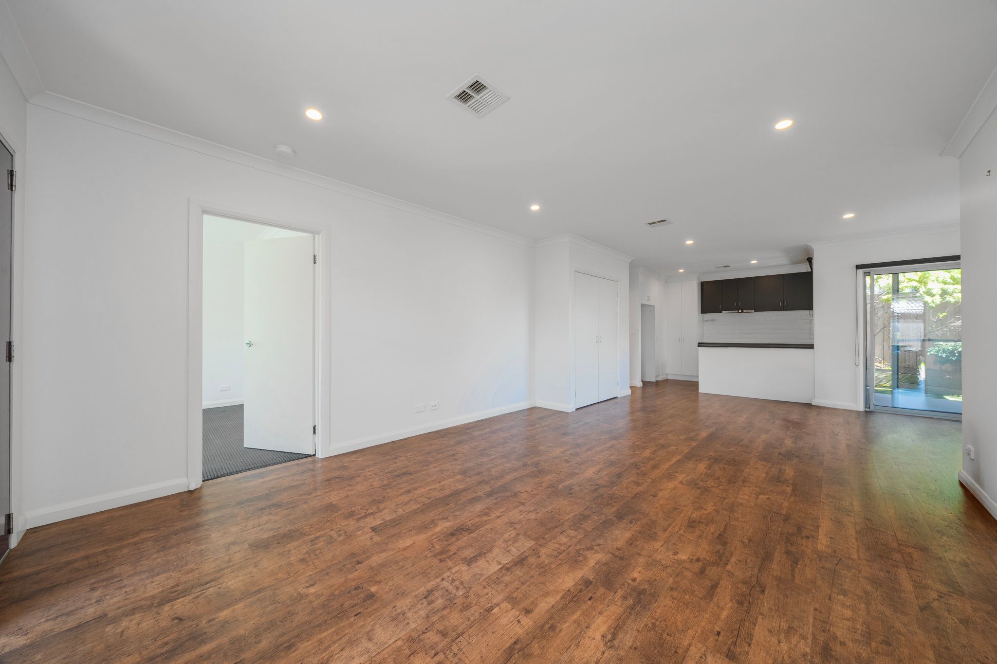 2/19 Slingsby Avenue, Beaconsfield, VIC 3807