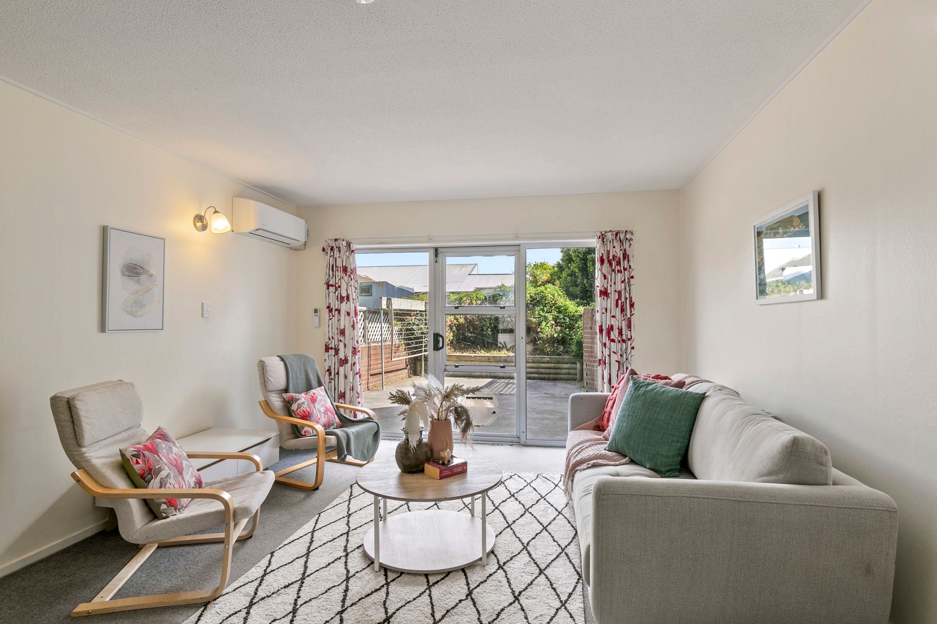 8/31 Mana Avenue, Titahi Bay, Porirua City