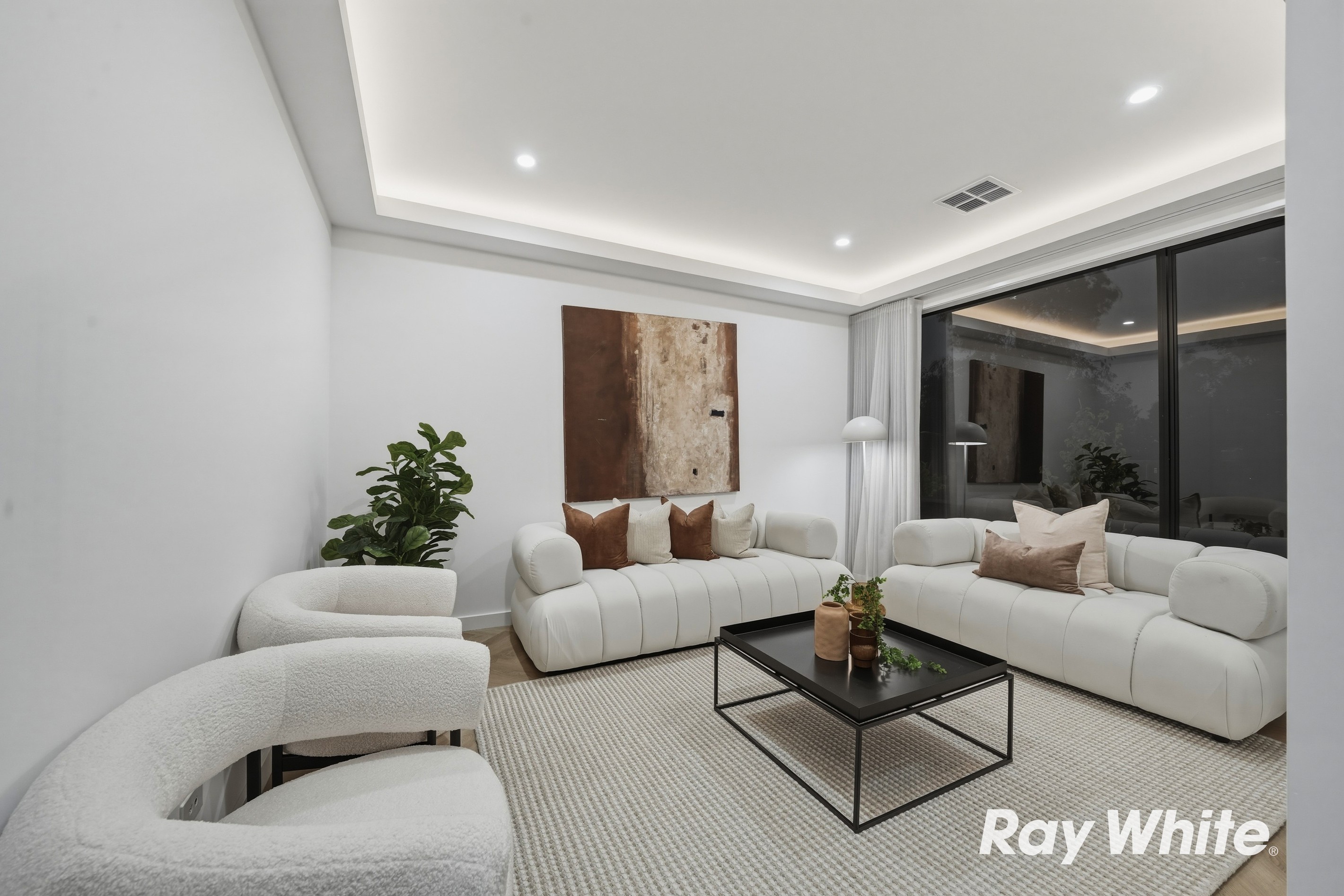 2 Hawksburn Place, Mickleham, VIC 3064