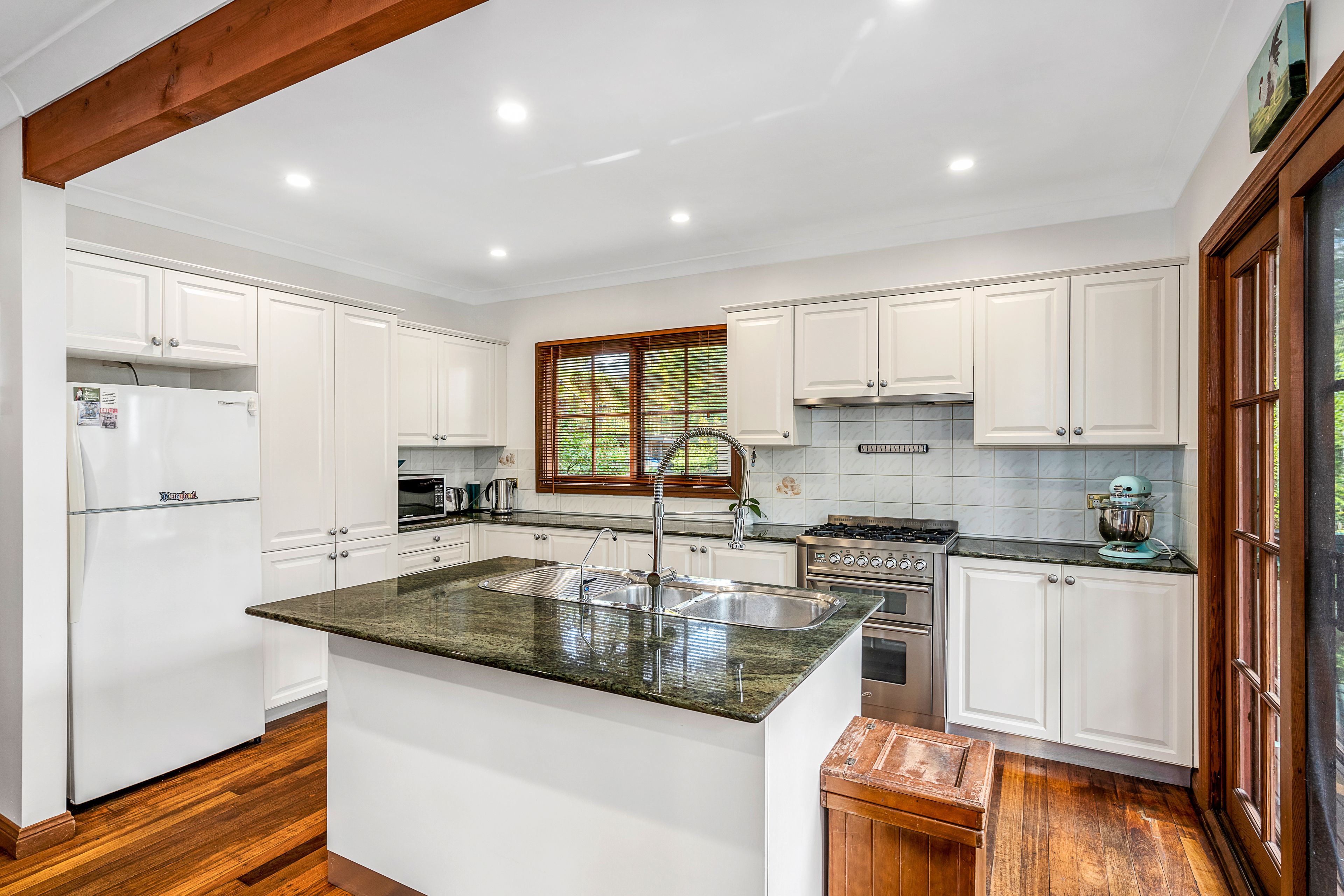 21 Bellbird Avenue, Kurrajong Heights, NSW 2758 Sold House Ray