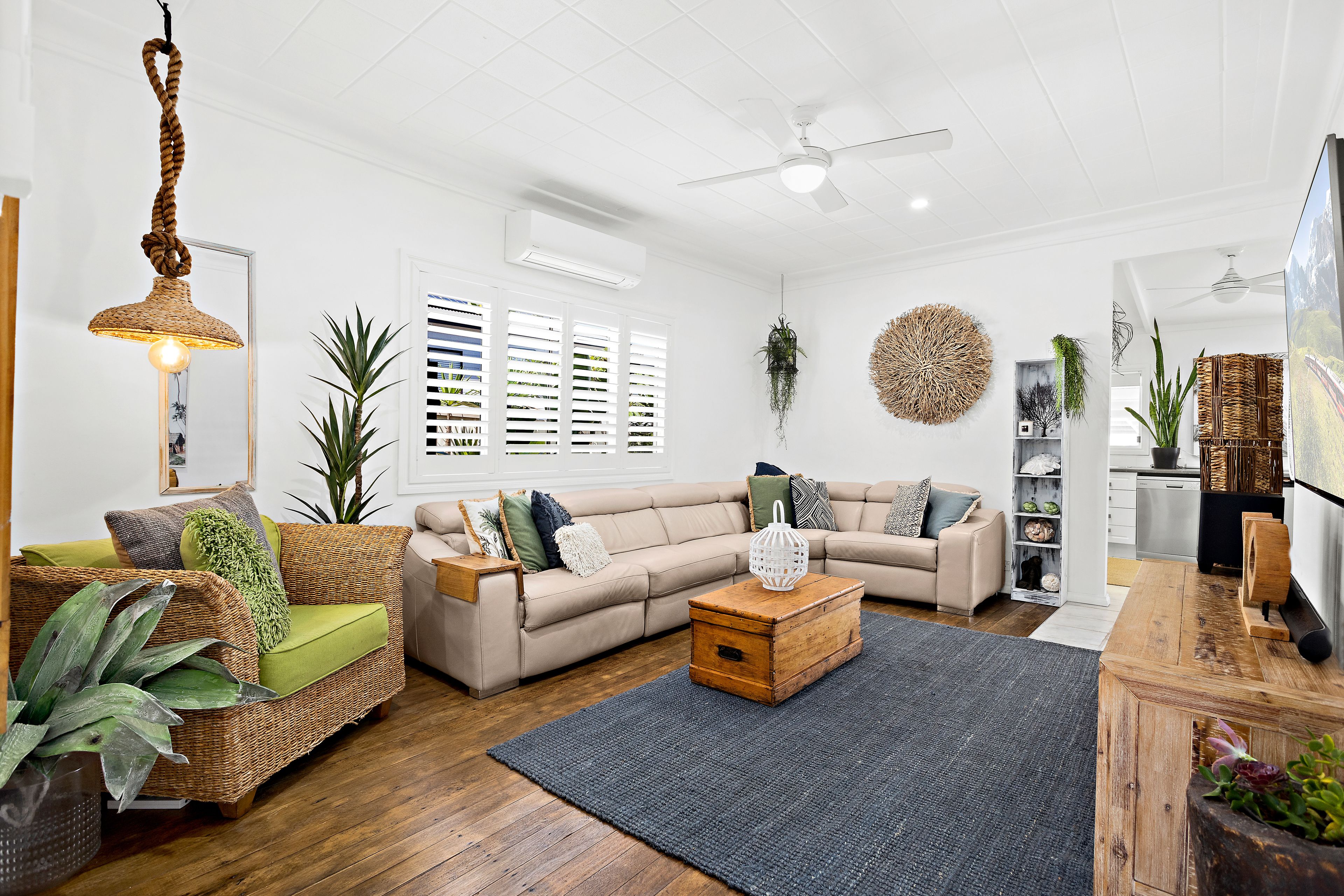 42 Little Lake Crescent, Warilla, NSW 2528