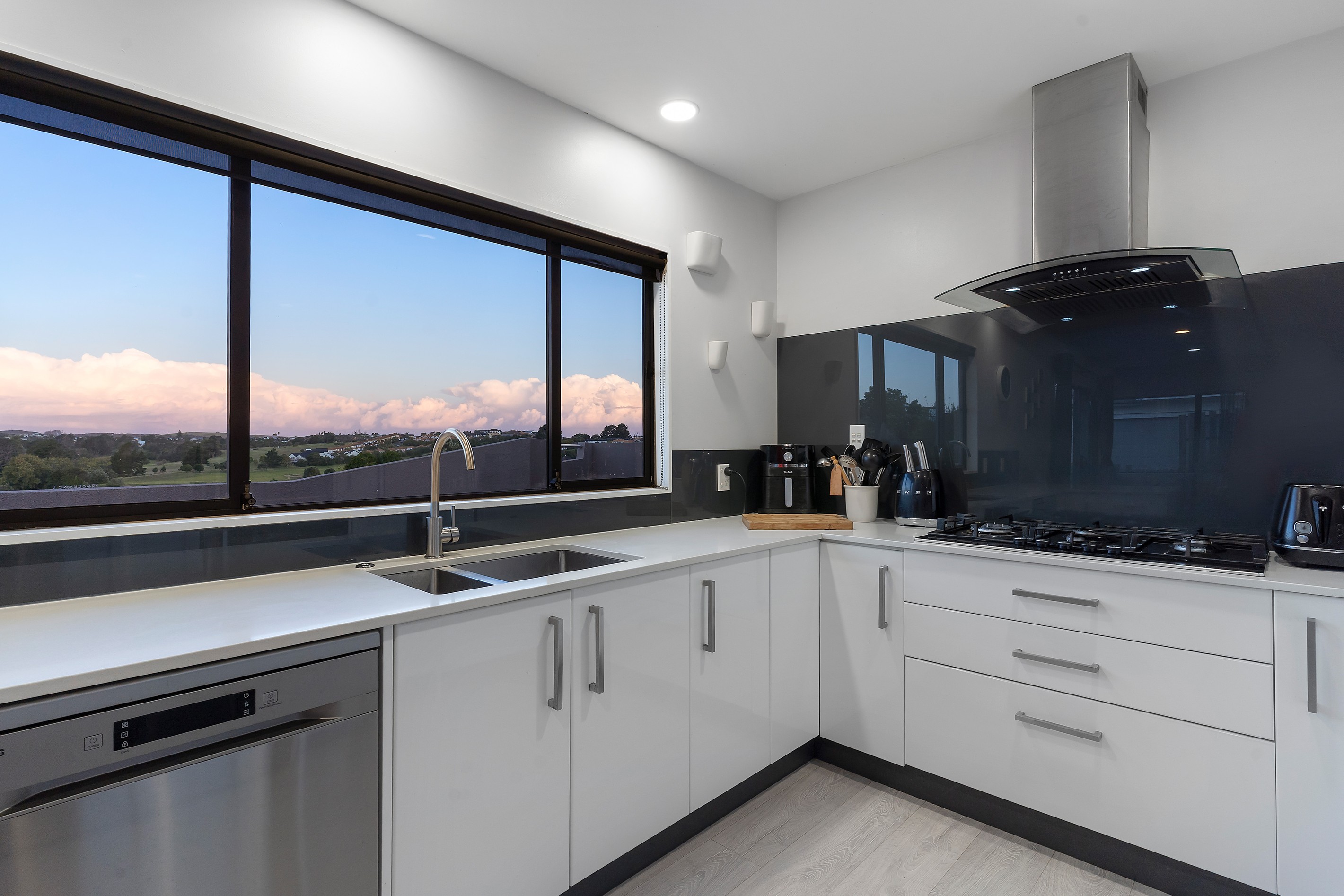 18 Roseville Road, Gulf Harbour, Rodney