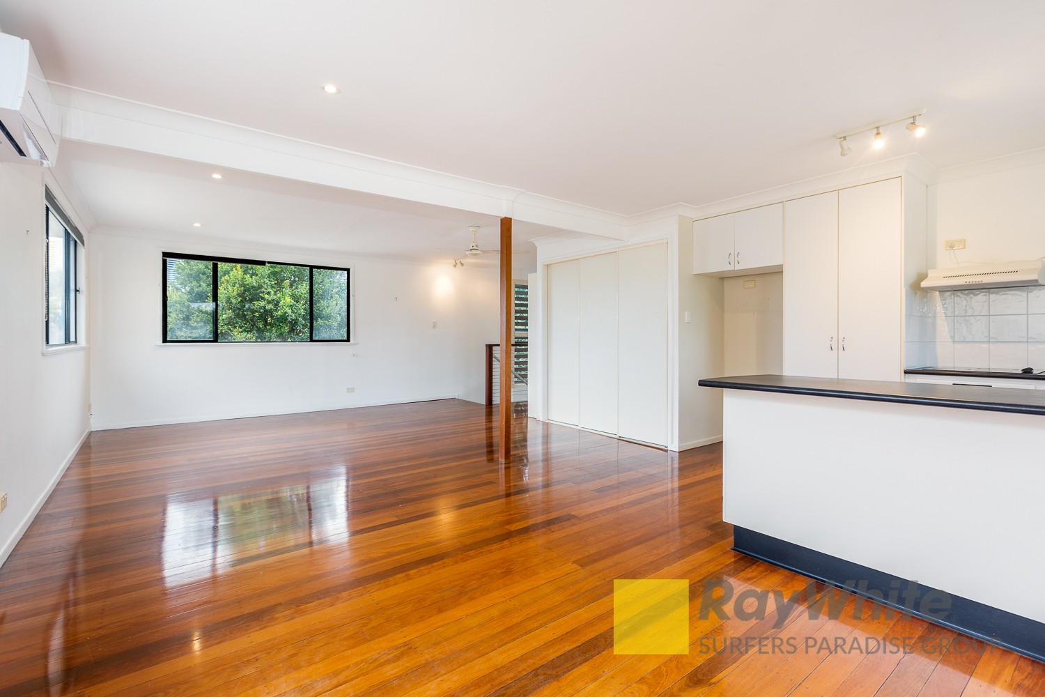 2/11 Havana Key, Broadbeach Waters, QLD 4218