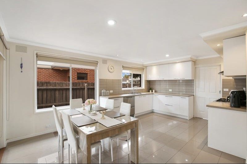 1/2 Burton Street, Lalor, VIC 3075