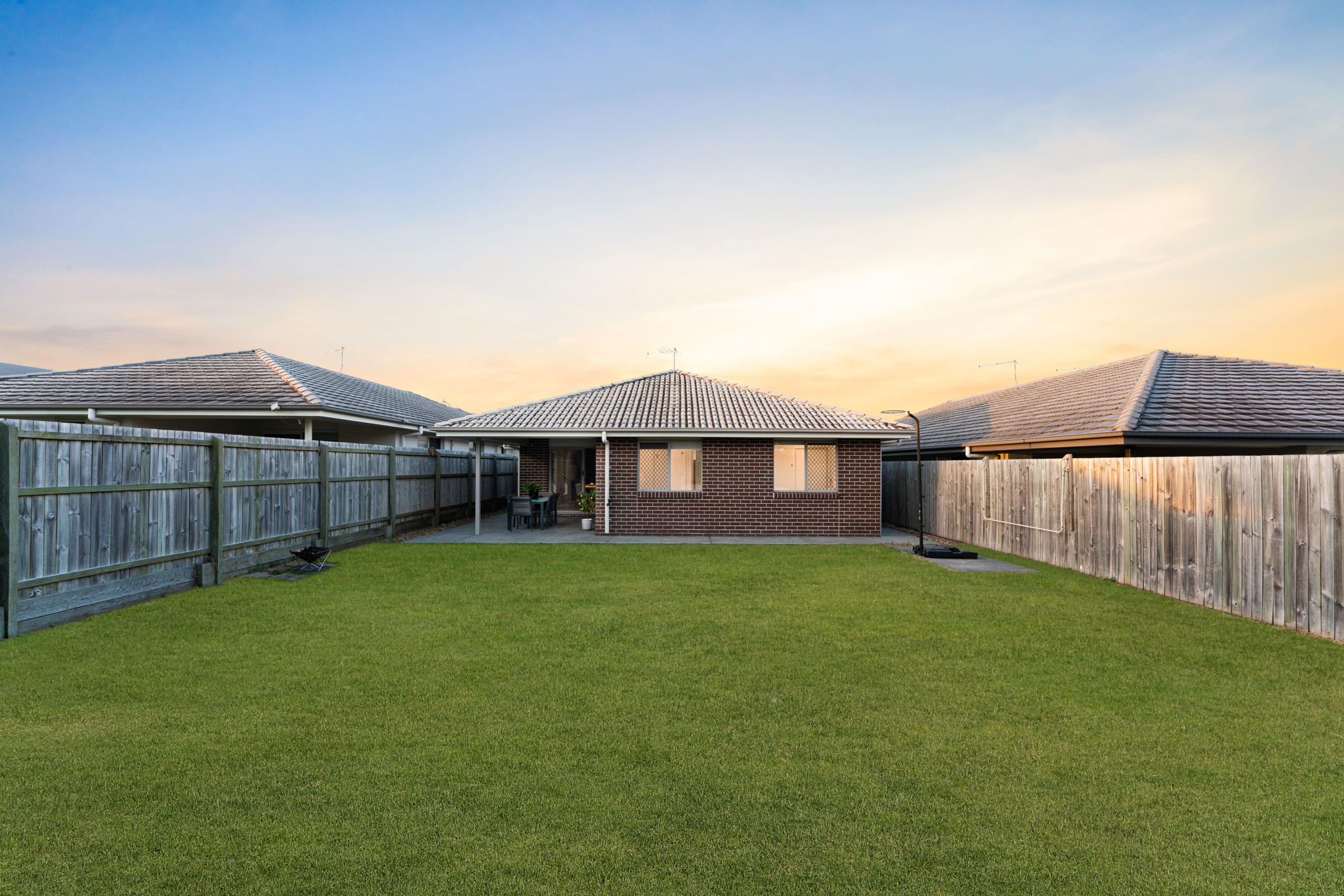 25 Mount Cooroora Street — photo 22 of 29