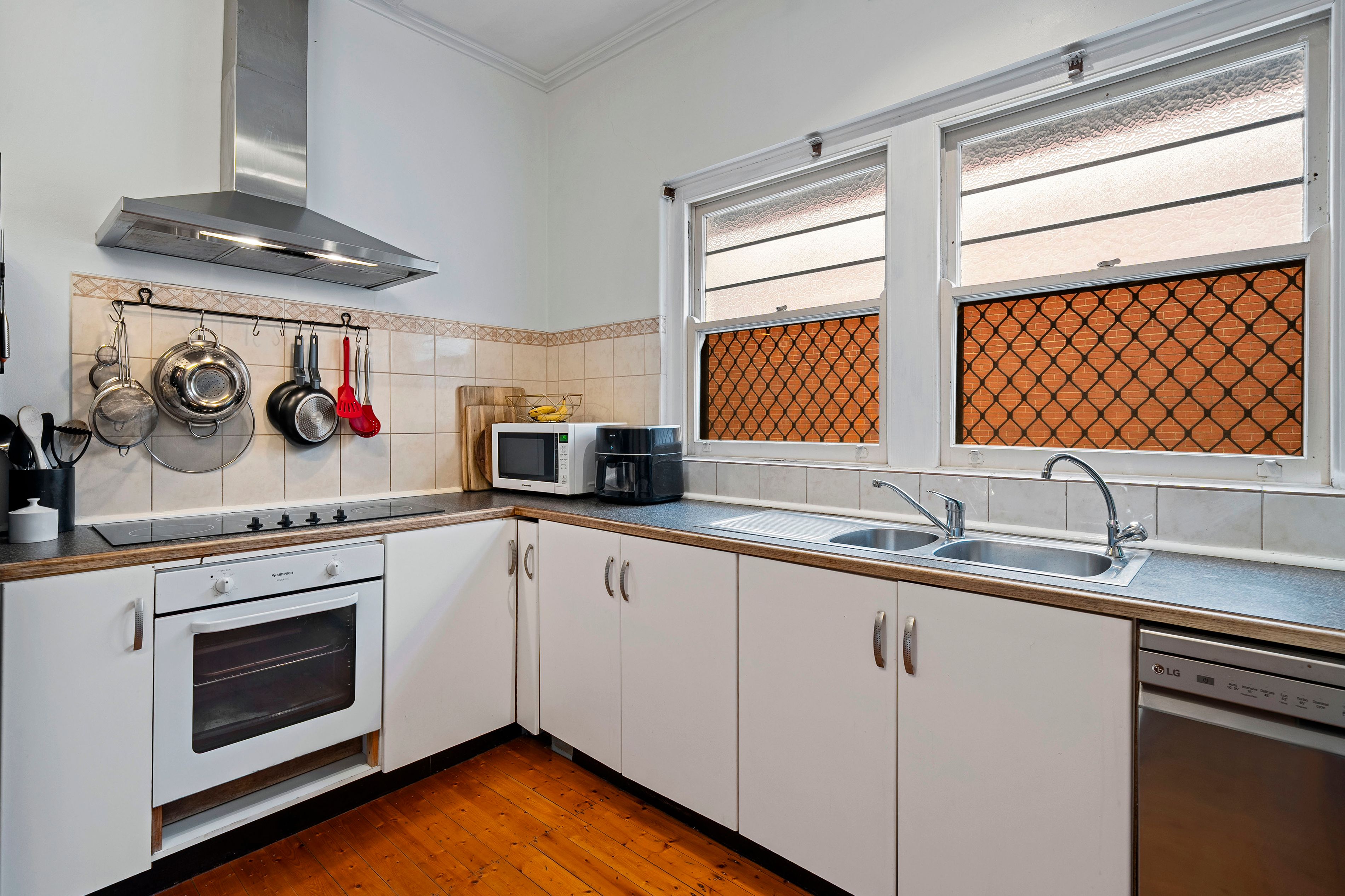 65 Clifton Street — photo 5 of 20