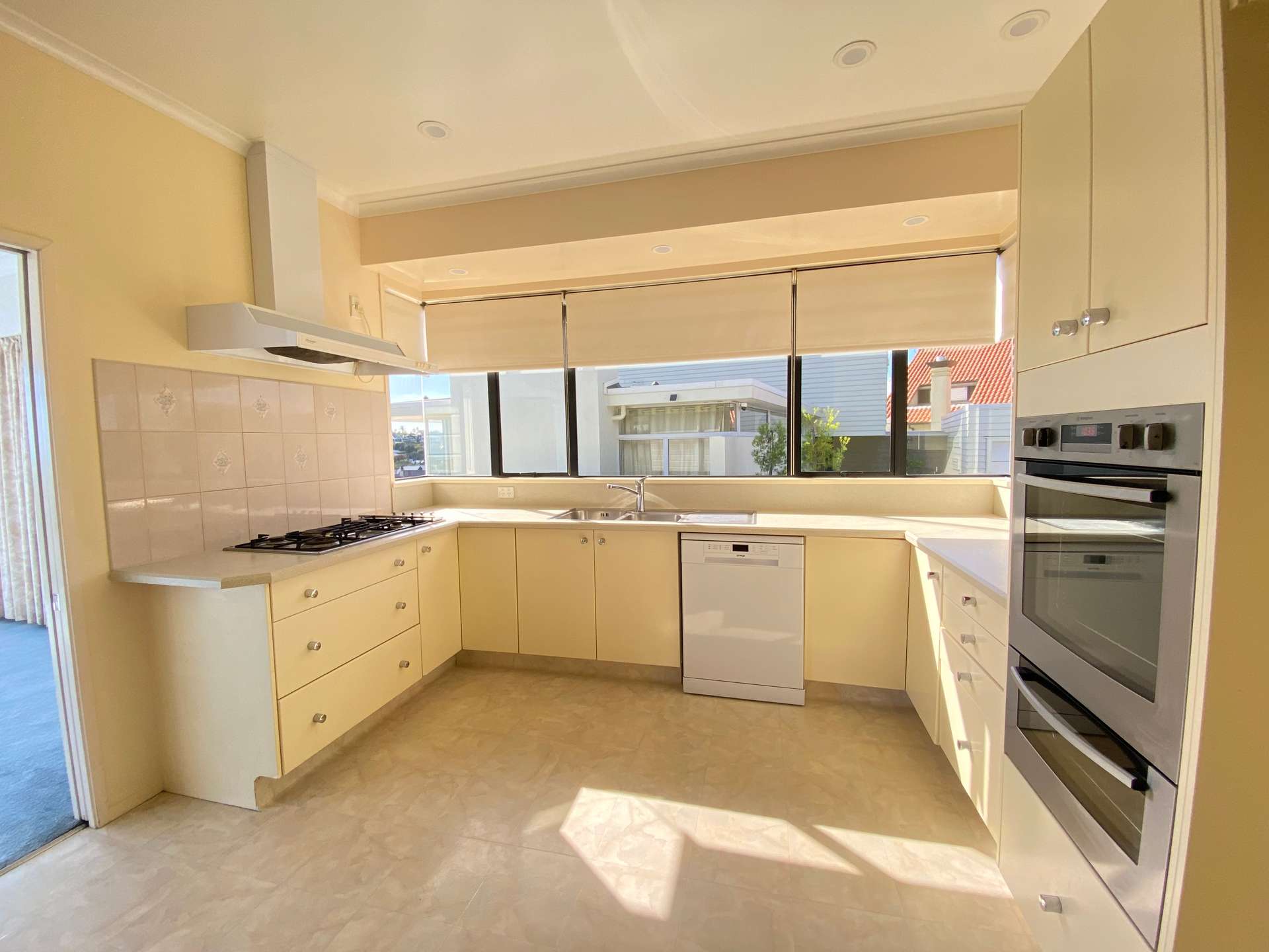 20 Siota Crescent photo 5