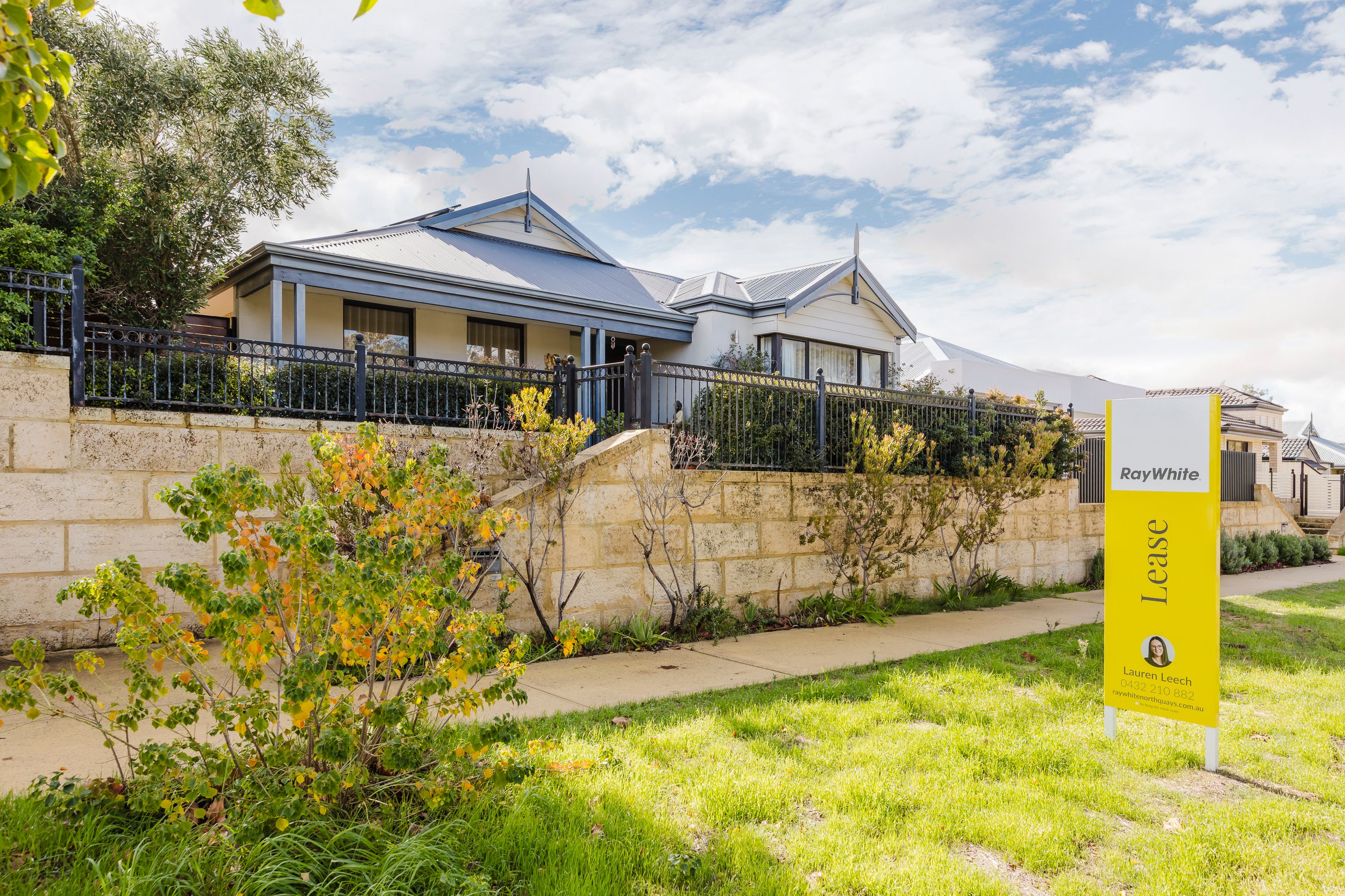 4 Somerly Drive, Clarkson, WA 6030