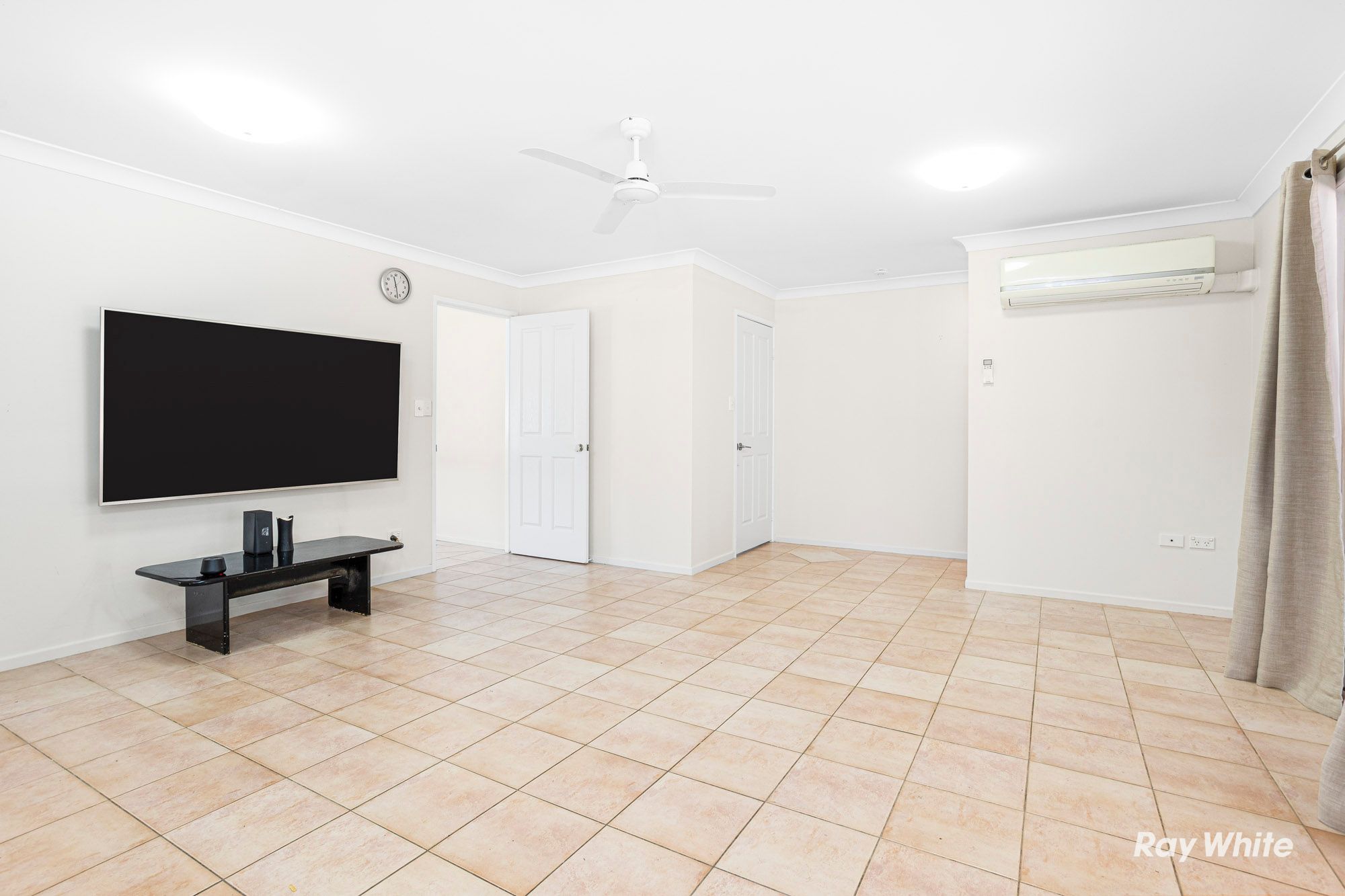 2-4 Temingi Place — photo 9 of 21