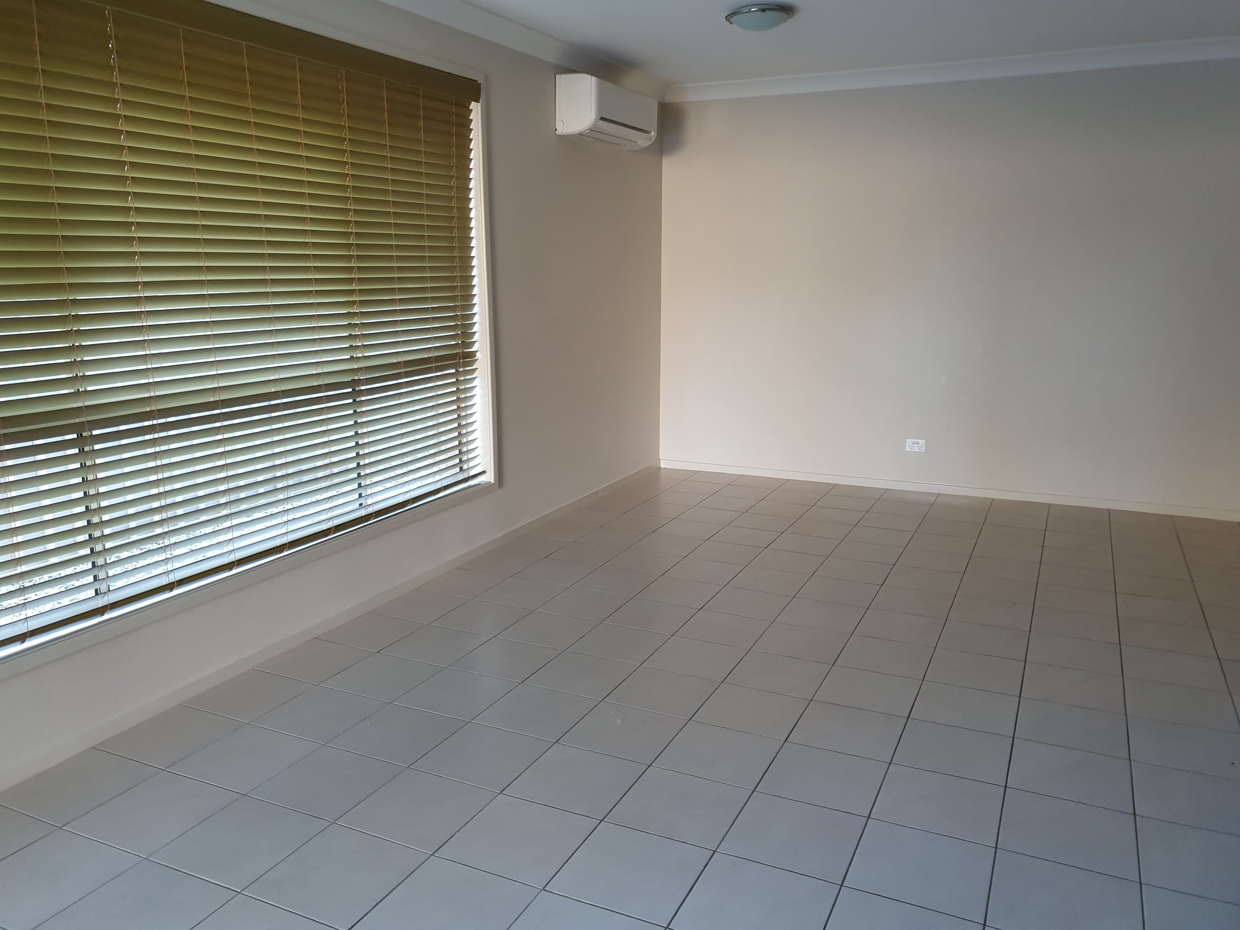 24 Cabarita Way, JORDAN SPRINGS, NSW 2747
