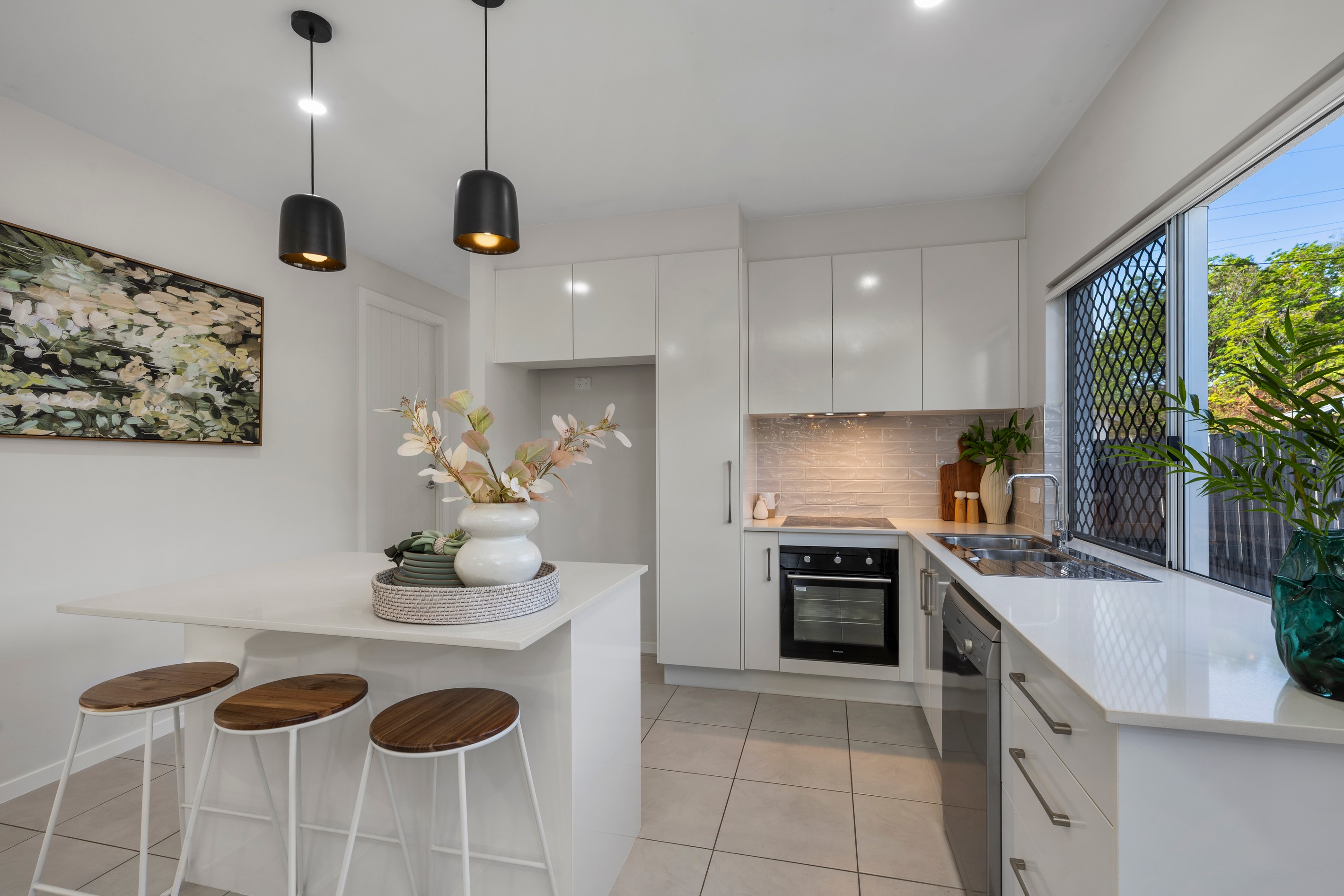 34 Nix Street, West End, QLD 4810