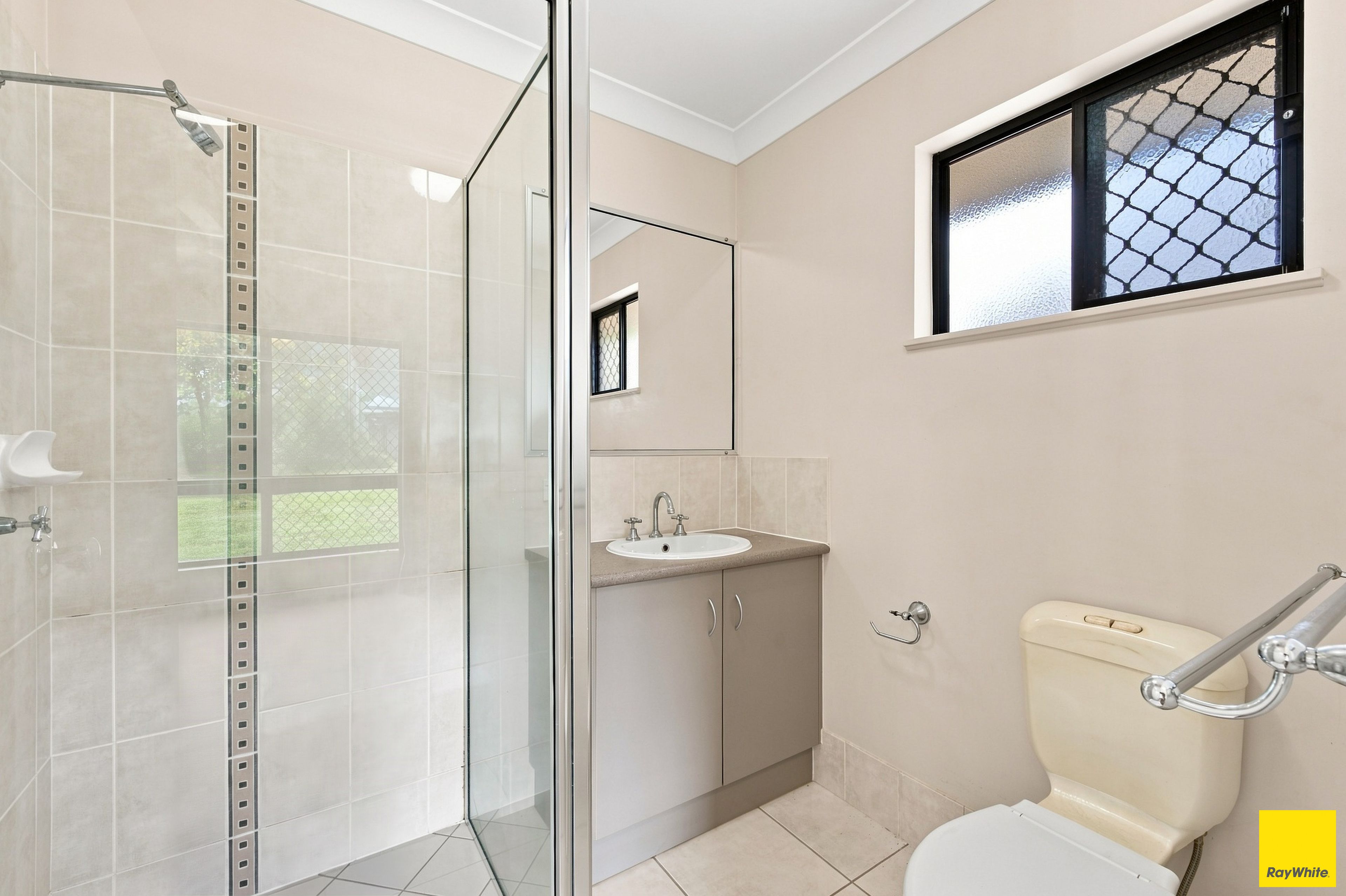 2 Manoi Close — photo 6 of 14
