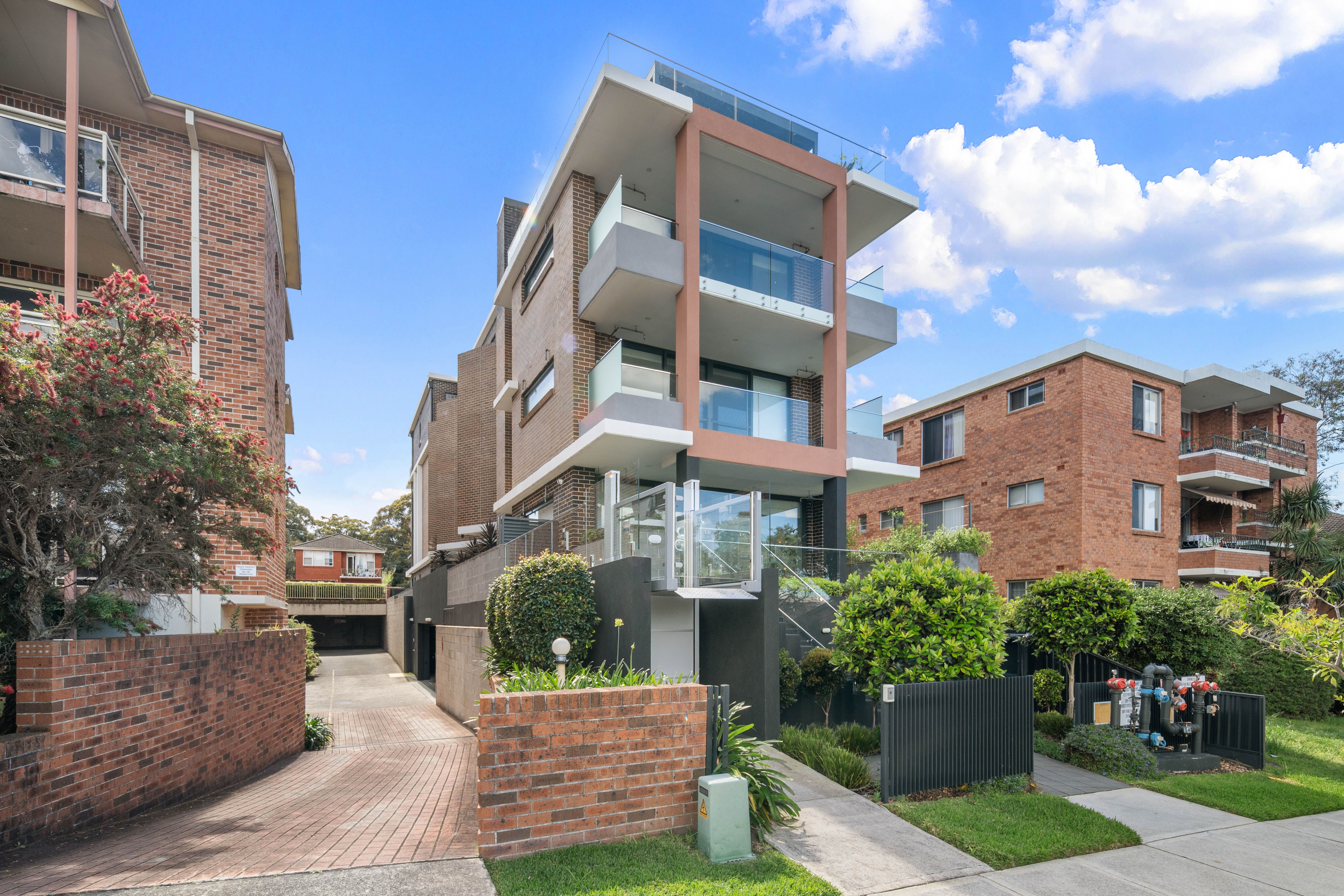 201/22 Empress Street — photo from Ray White Hurstville