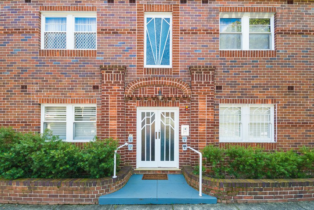 2/10 Chandos Street, Ashfield, NSW 2131