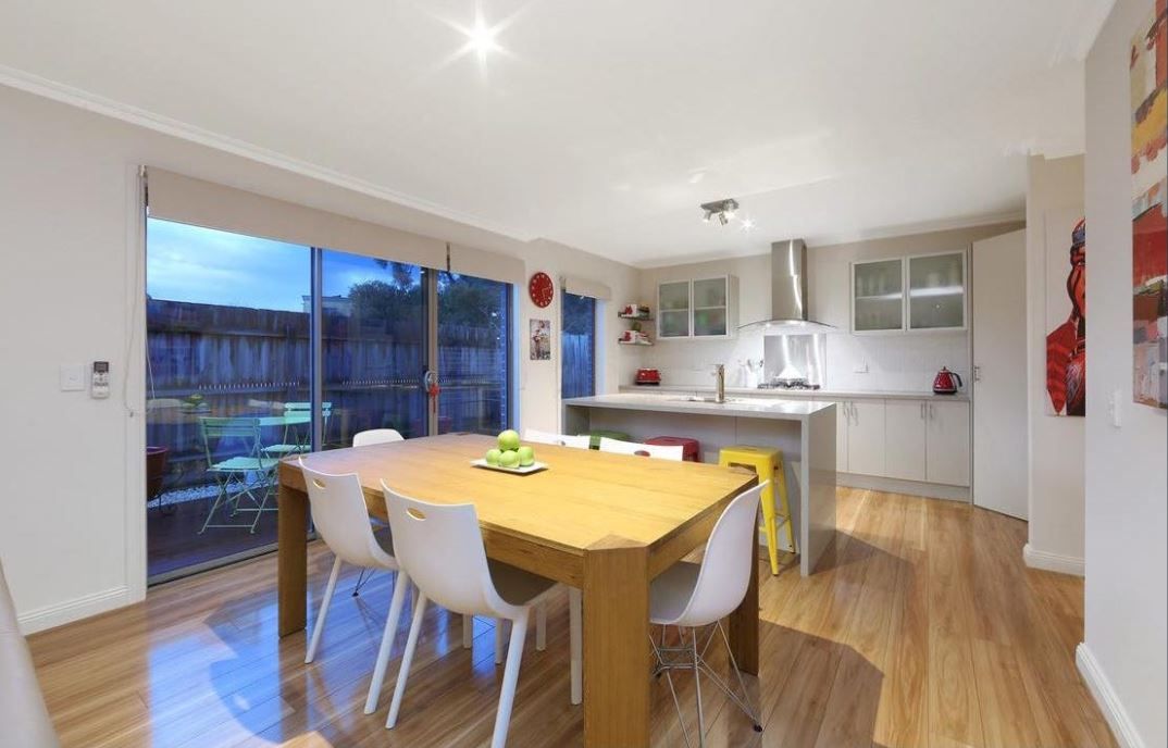 2/41 Deschamp Crescent, Rowville, VIC 3178