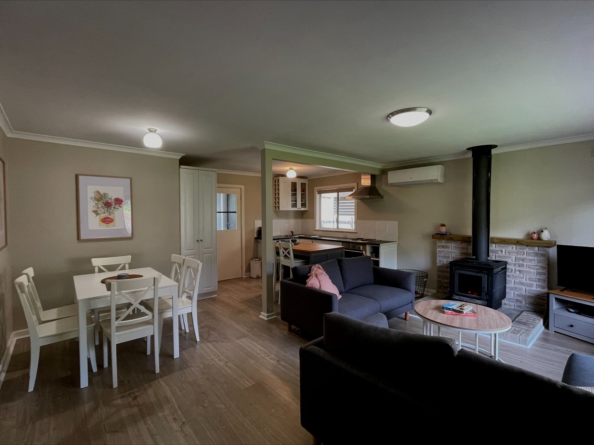 33 Halls Road, Myrtleford, VIC 3737 Holiday Rental Ray White Myrtleford