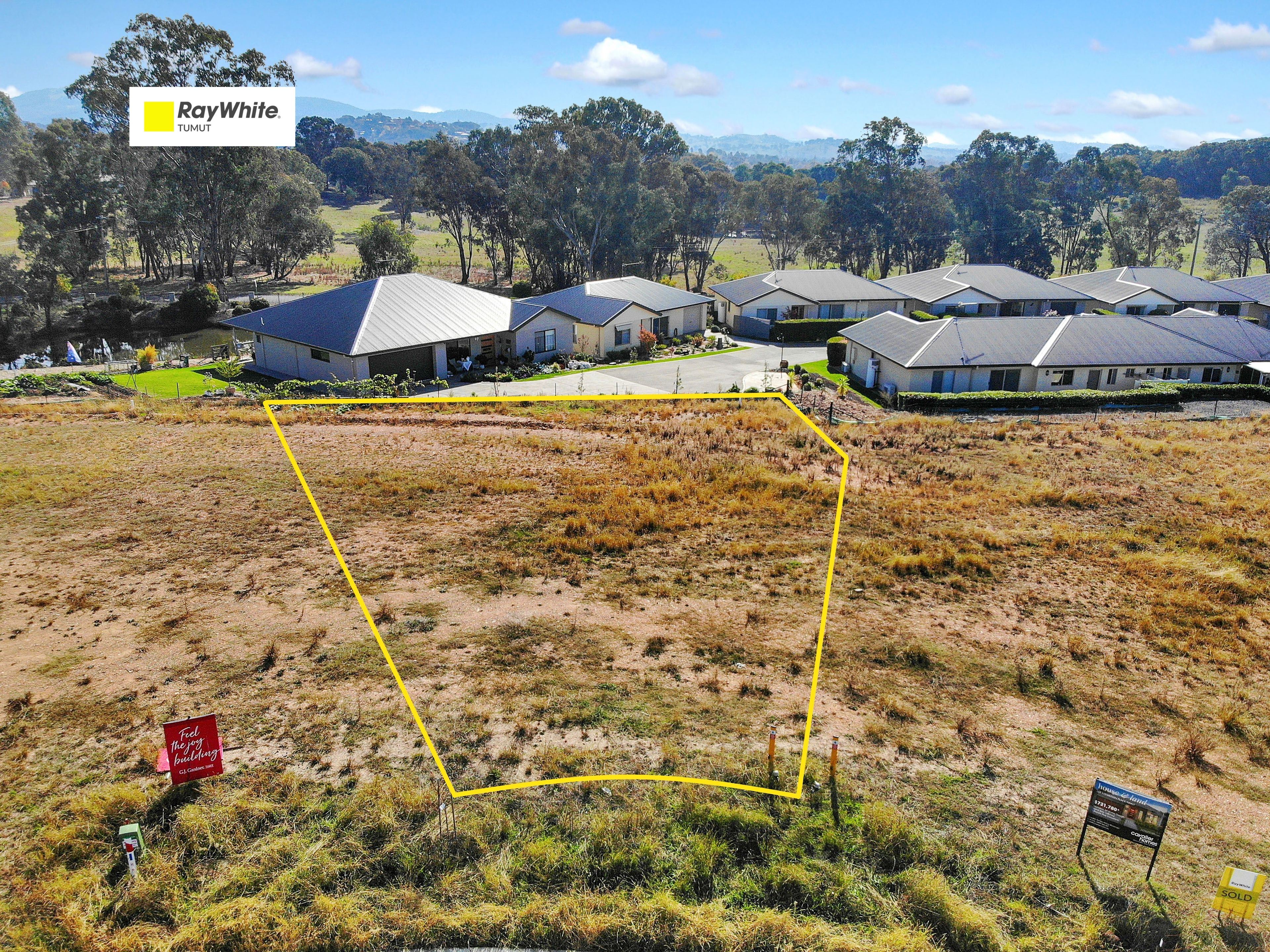 32 Weeden Place, Tumut NSW 2720