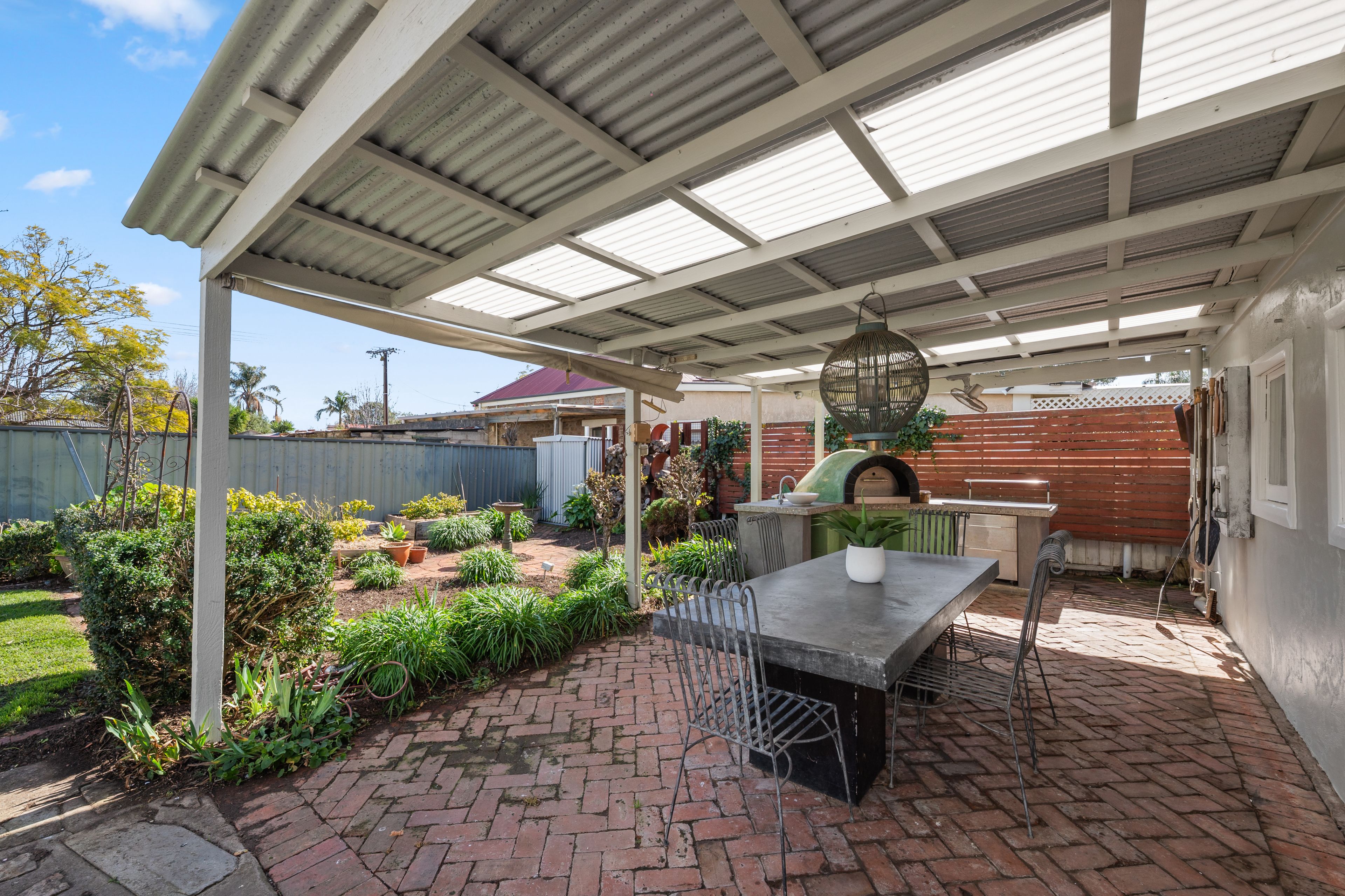 11 Glyde Street — photo 14 of 15