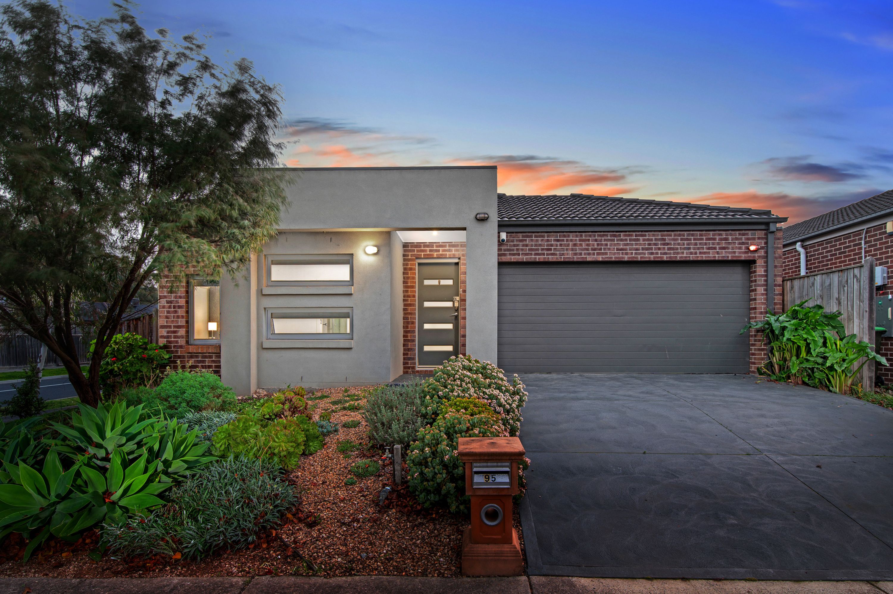 95 Brinkhill Drive, Mernda VIC 3754
