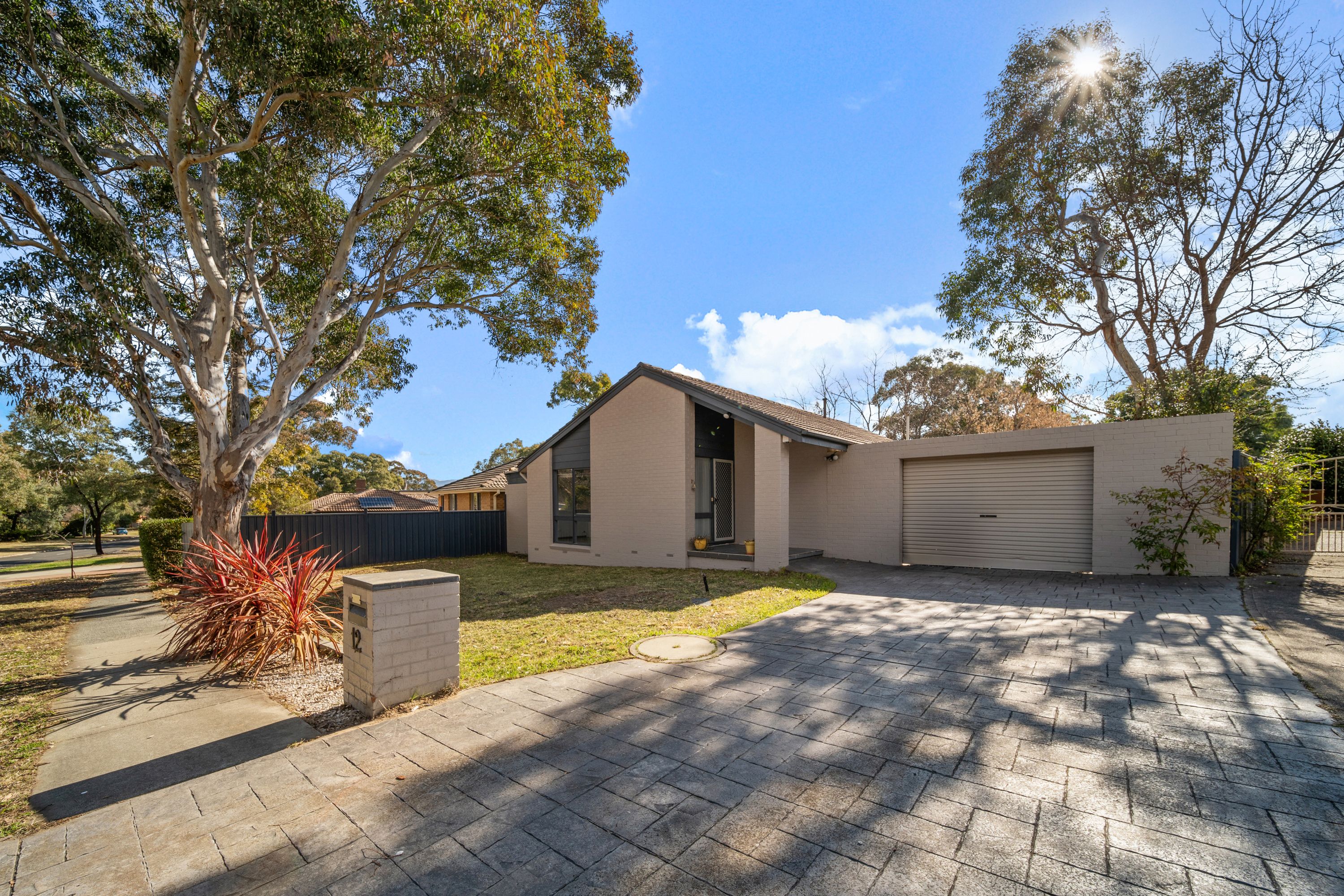 12 Wheeler Crescent, Wanniassa, ACT 2903