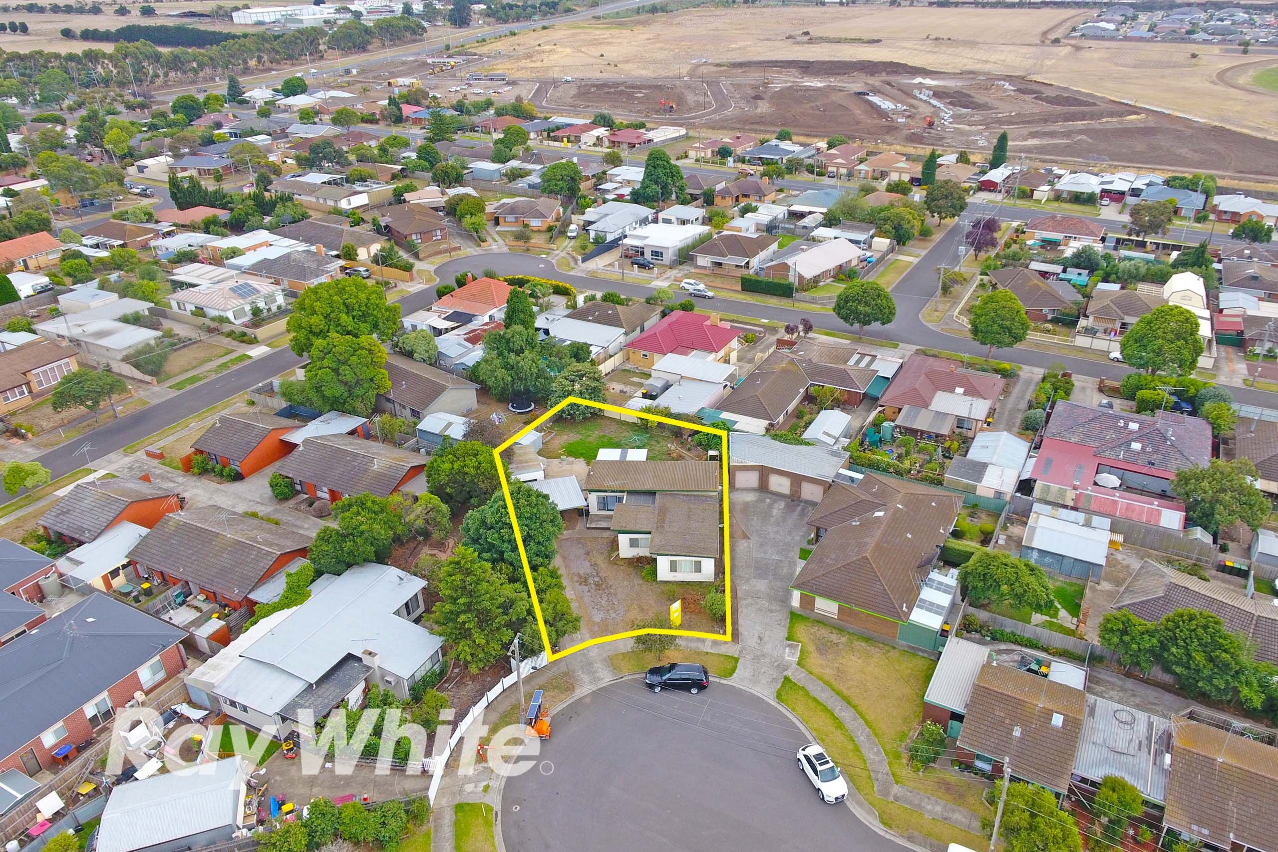 2 Clive Court, Corio VIC 3214