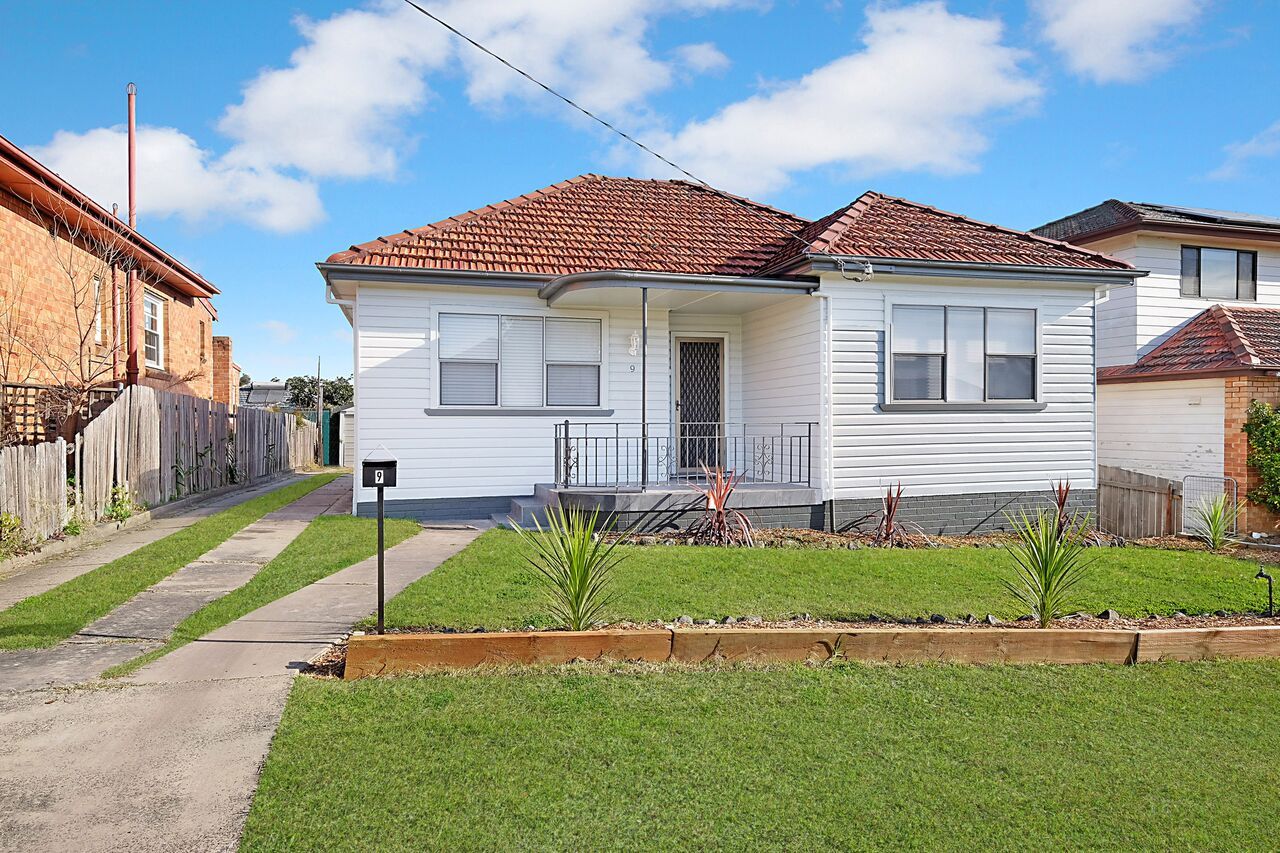 9 Catherine Street, Waratah West, NSW 2298