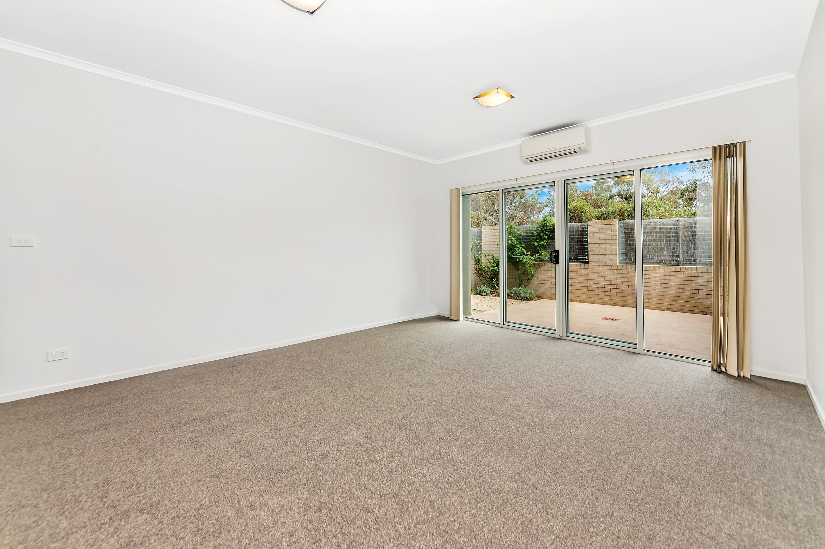 6/161 Uriarra Road, Queanbeyan, NSW 2620