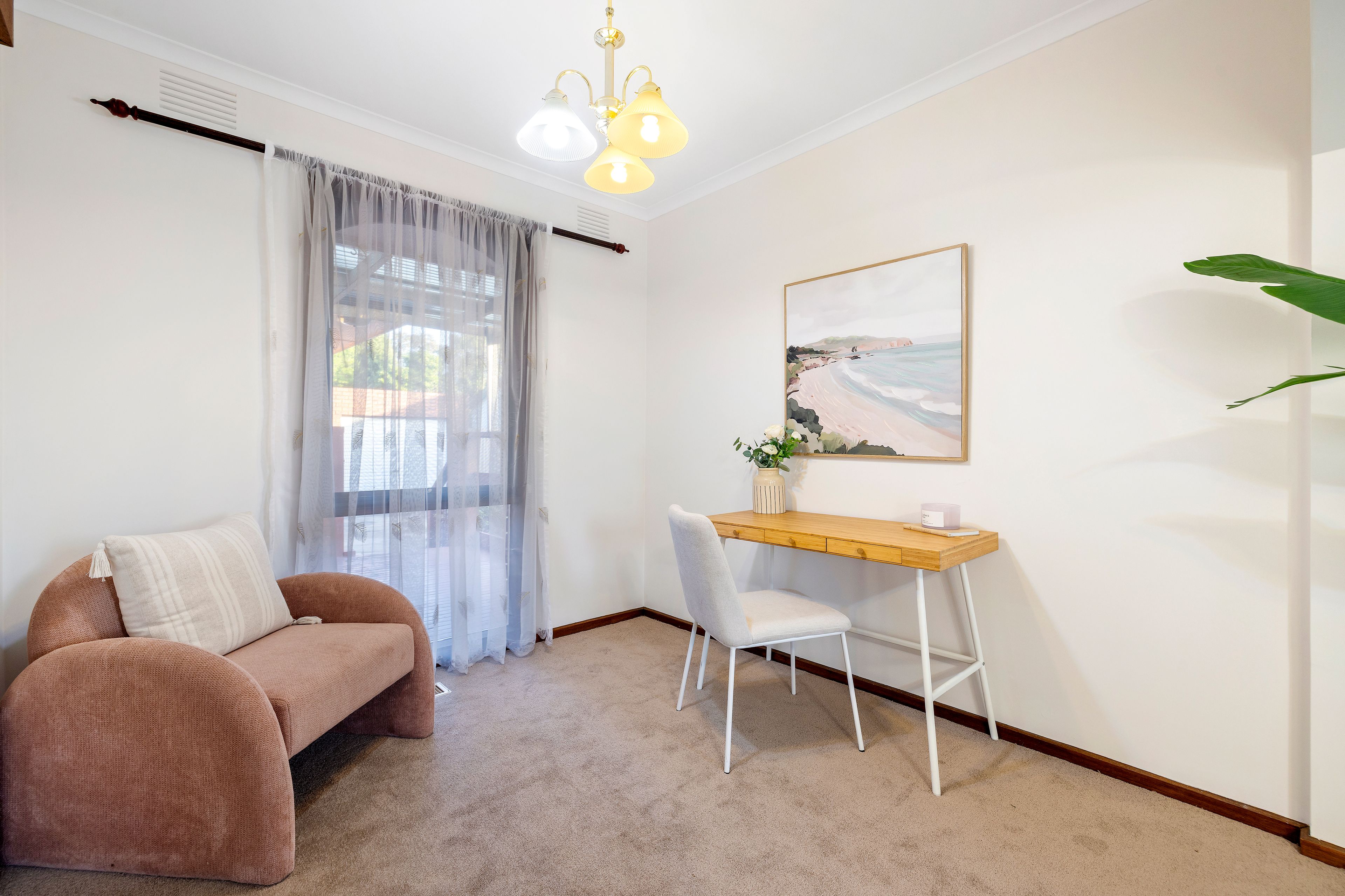 8 Narong Crescent — photo 12 of 13