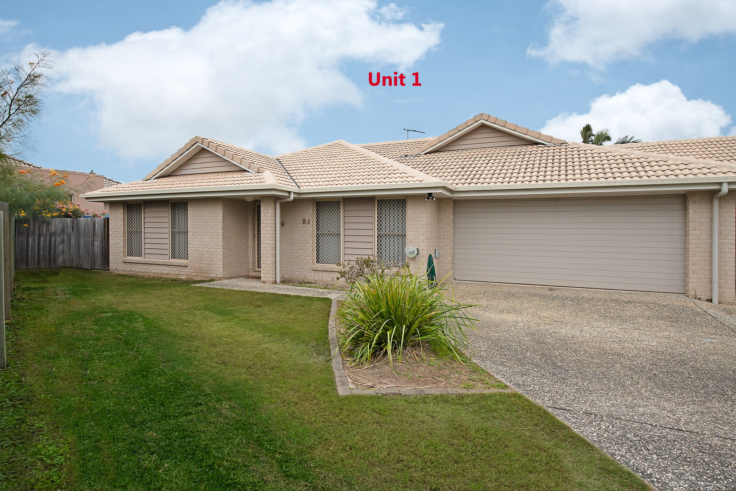1 & 2/8 Jacaranda Court, Griffin, QLD 4503