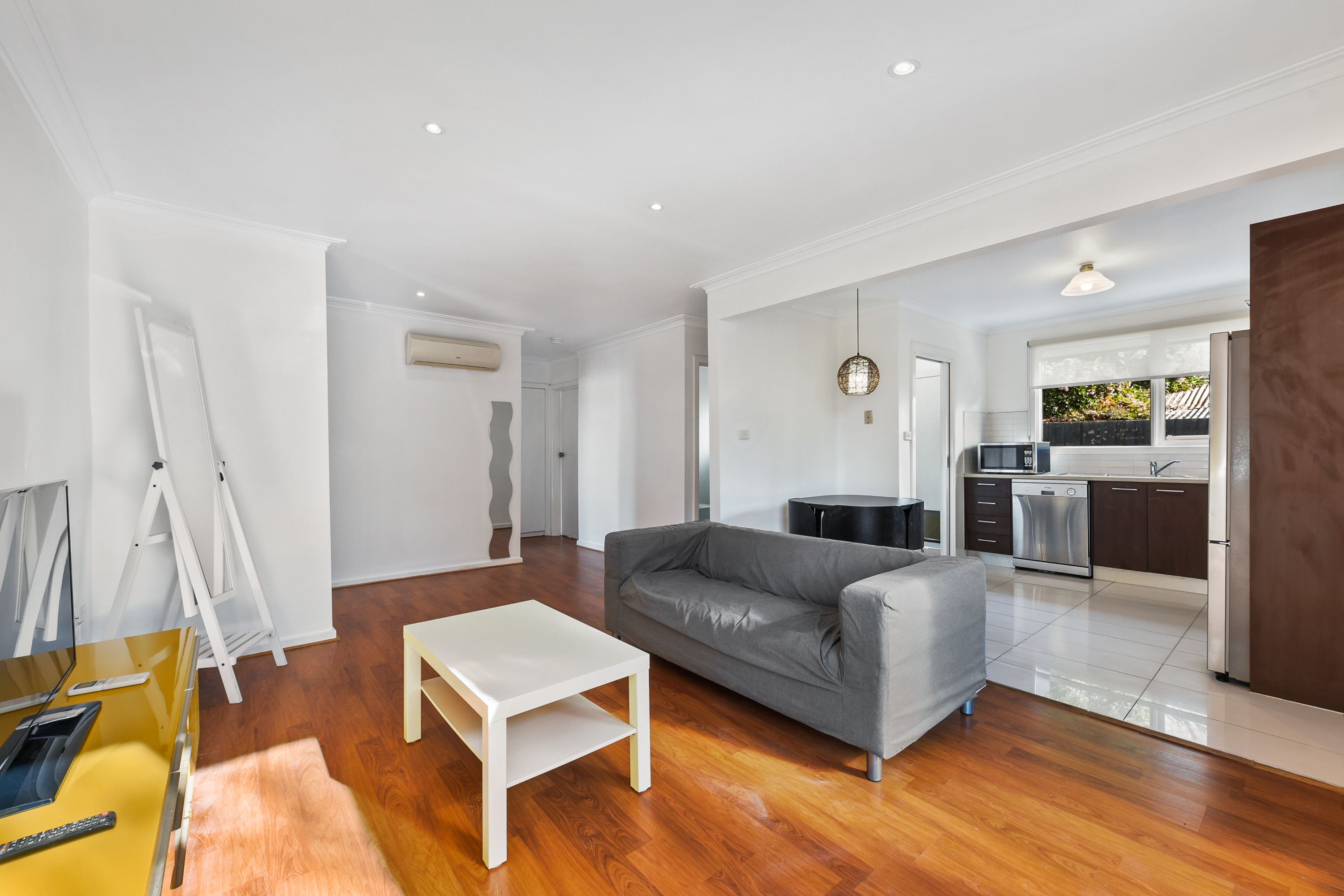 1/54 Oakes Avenue, Clayton South, VIC 3169