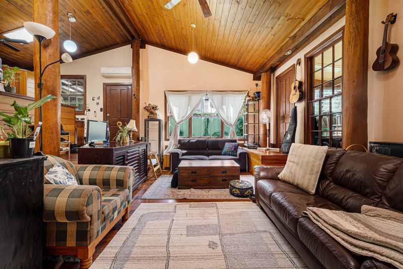 229 Lieutenant Bowen Drive, Bowen Mountain, NSW 2753