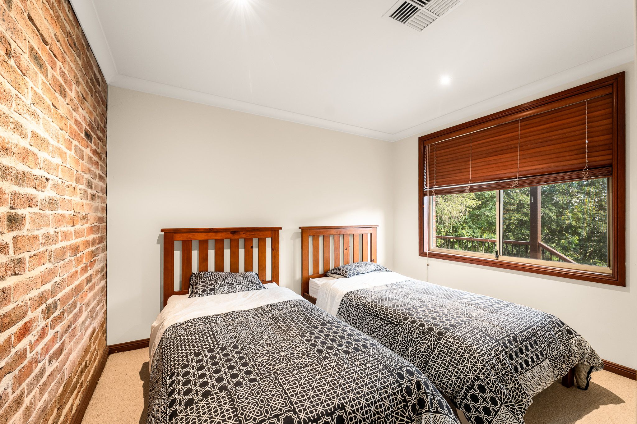 1 Dixon Street — photo 16 of 30