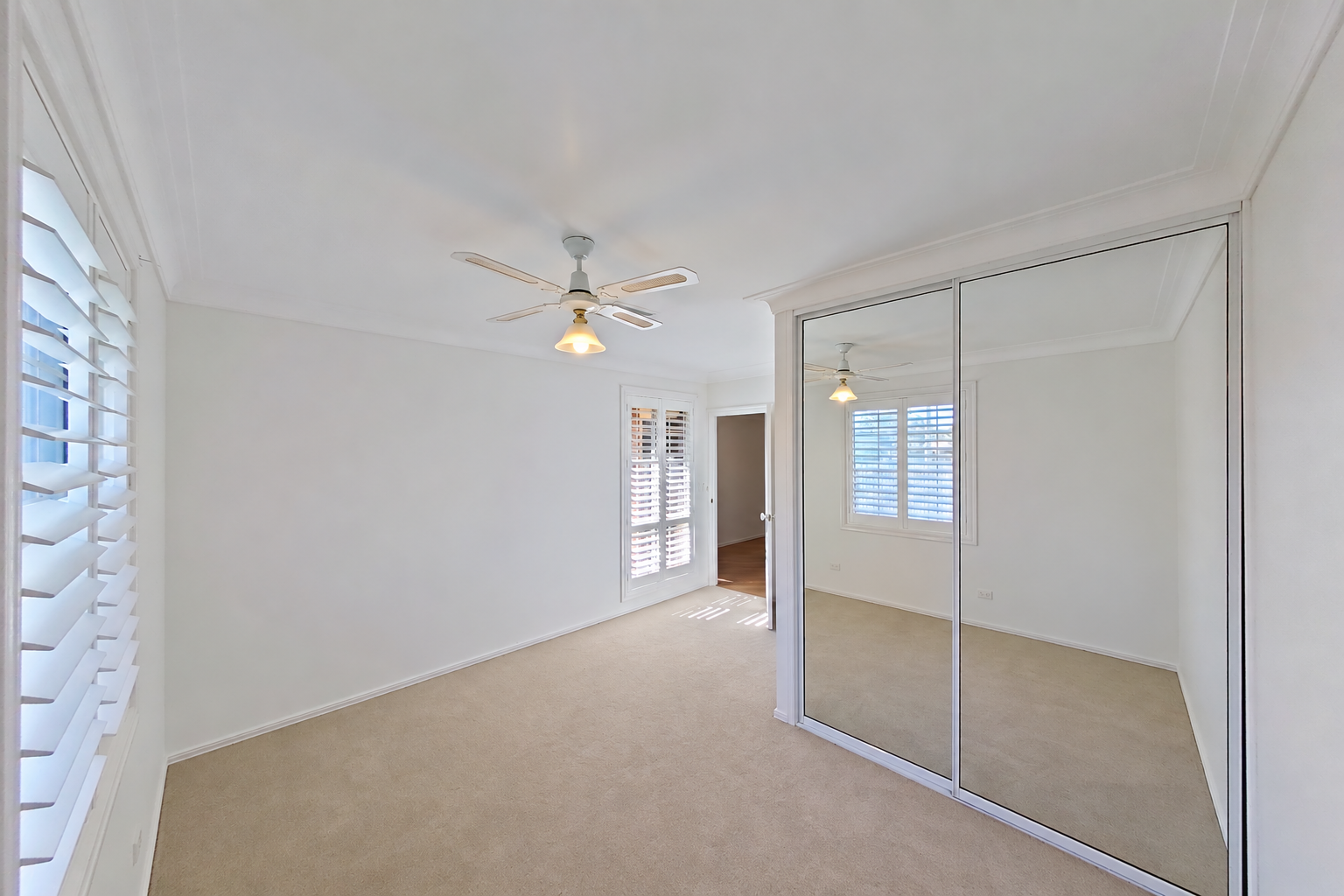 34 Butterworth Street — photo 2 of 7