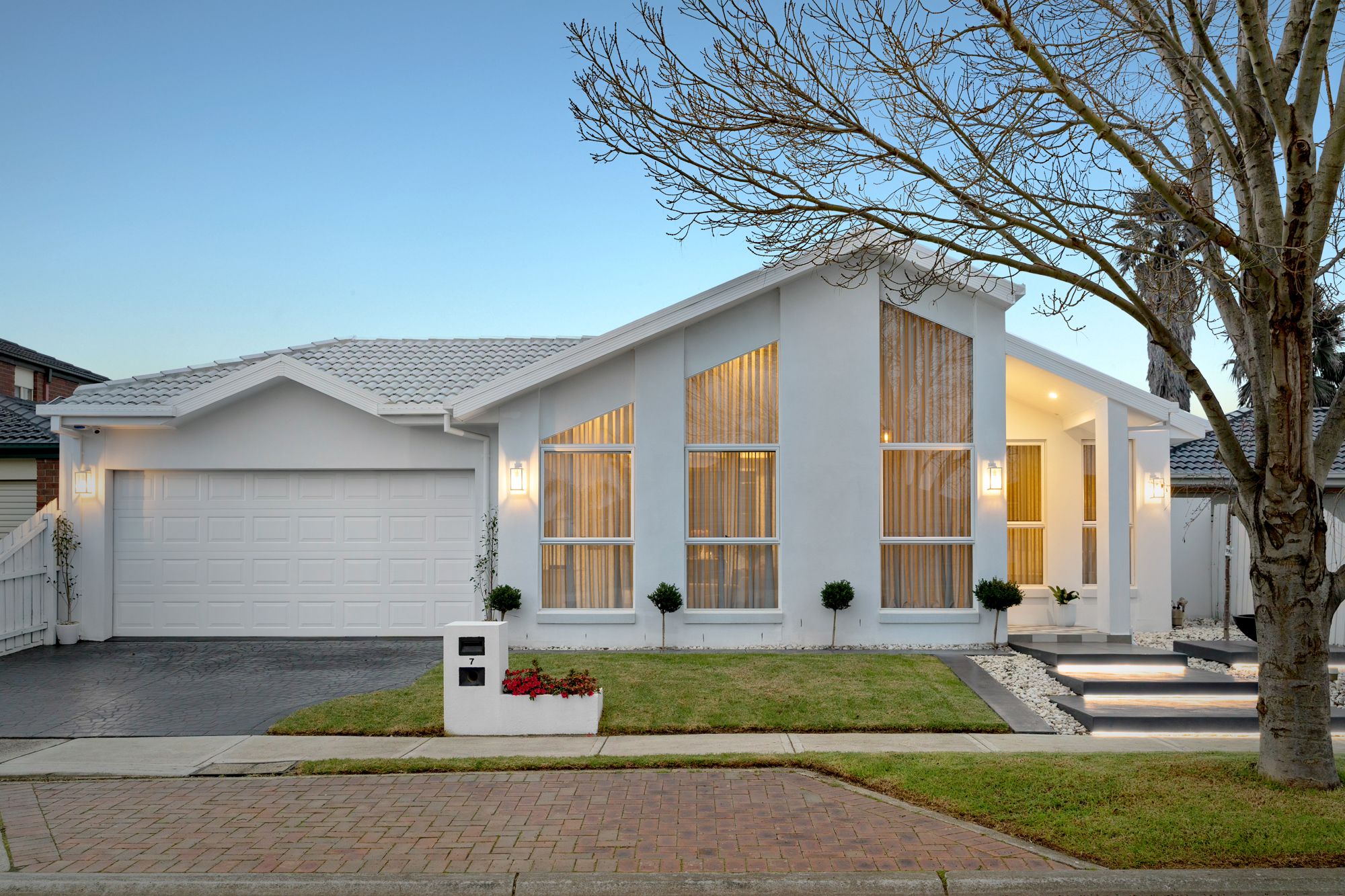 7 Cadogan Place — photo from Ray White Altona