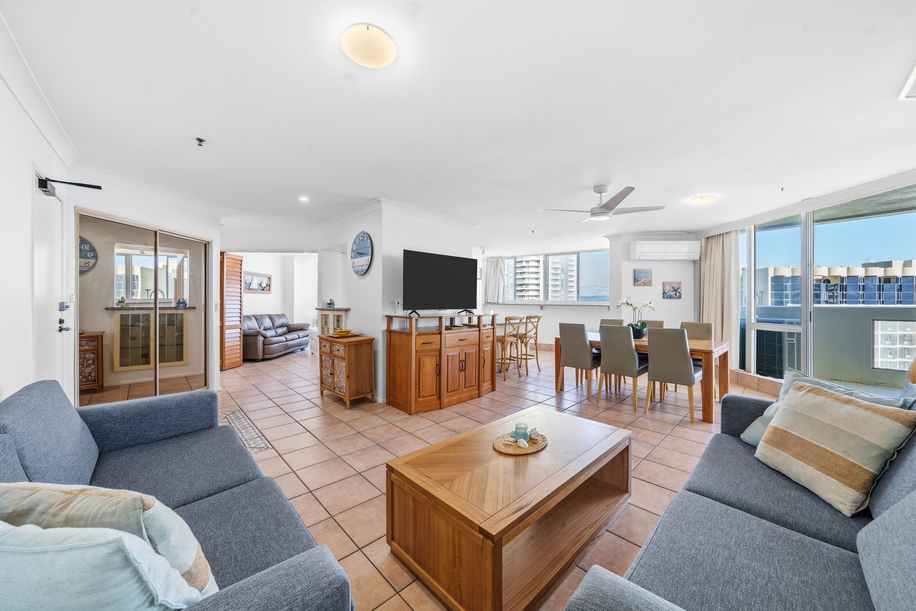95/114 The Esplanade, Surfers Paradise, QLD 4217