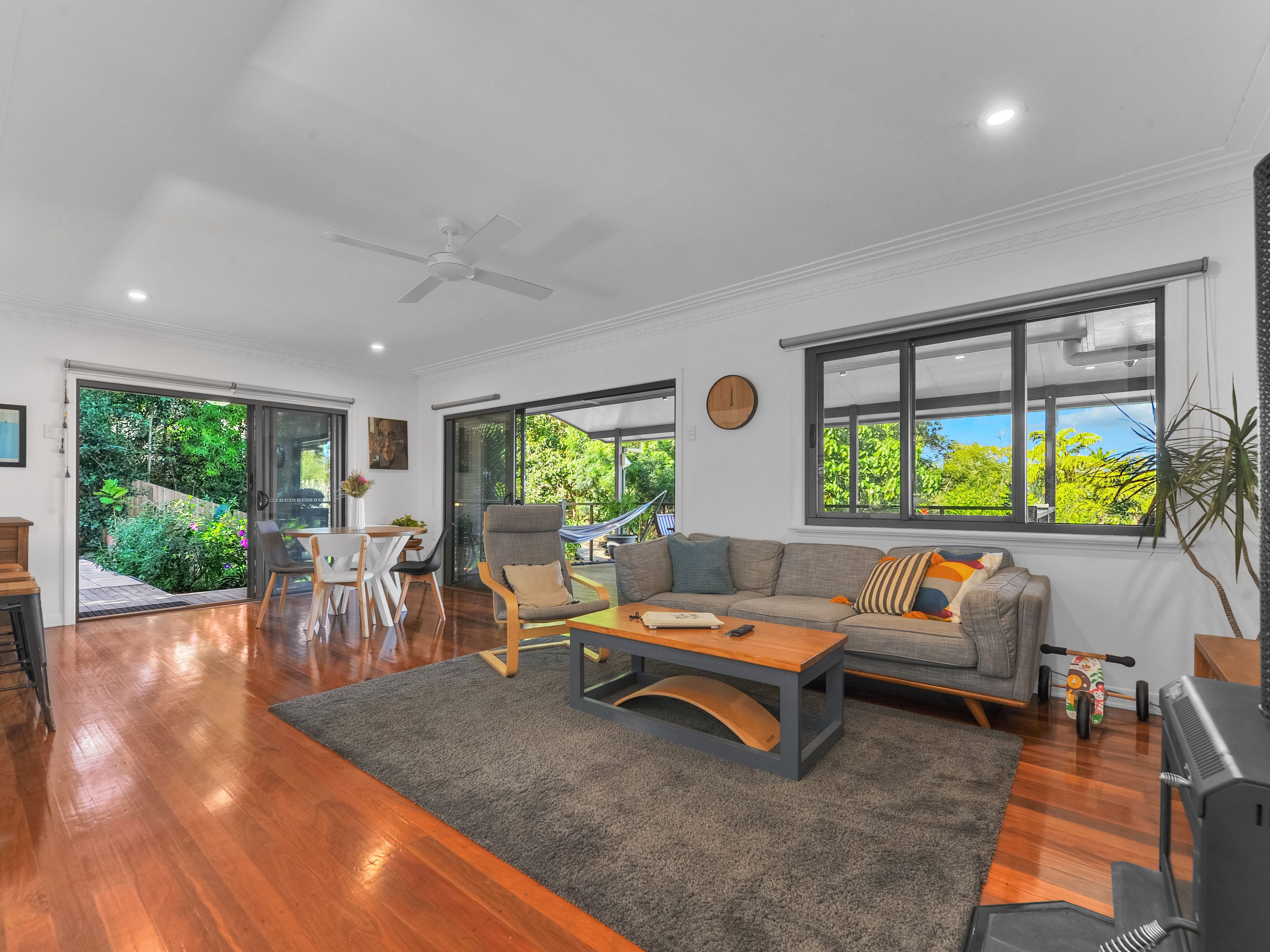 75 Tranters Avenue, Camp Hill, QLD 4152