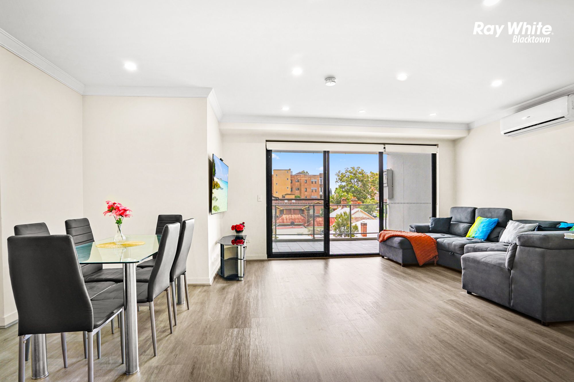 306/43 Devitt Street — photo 7 of 15