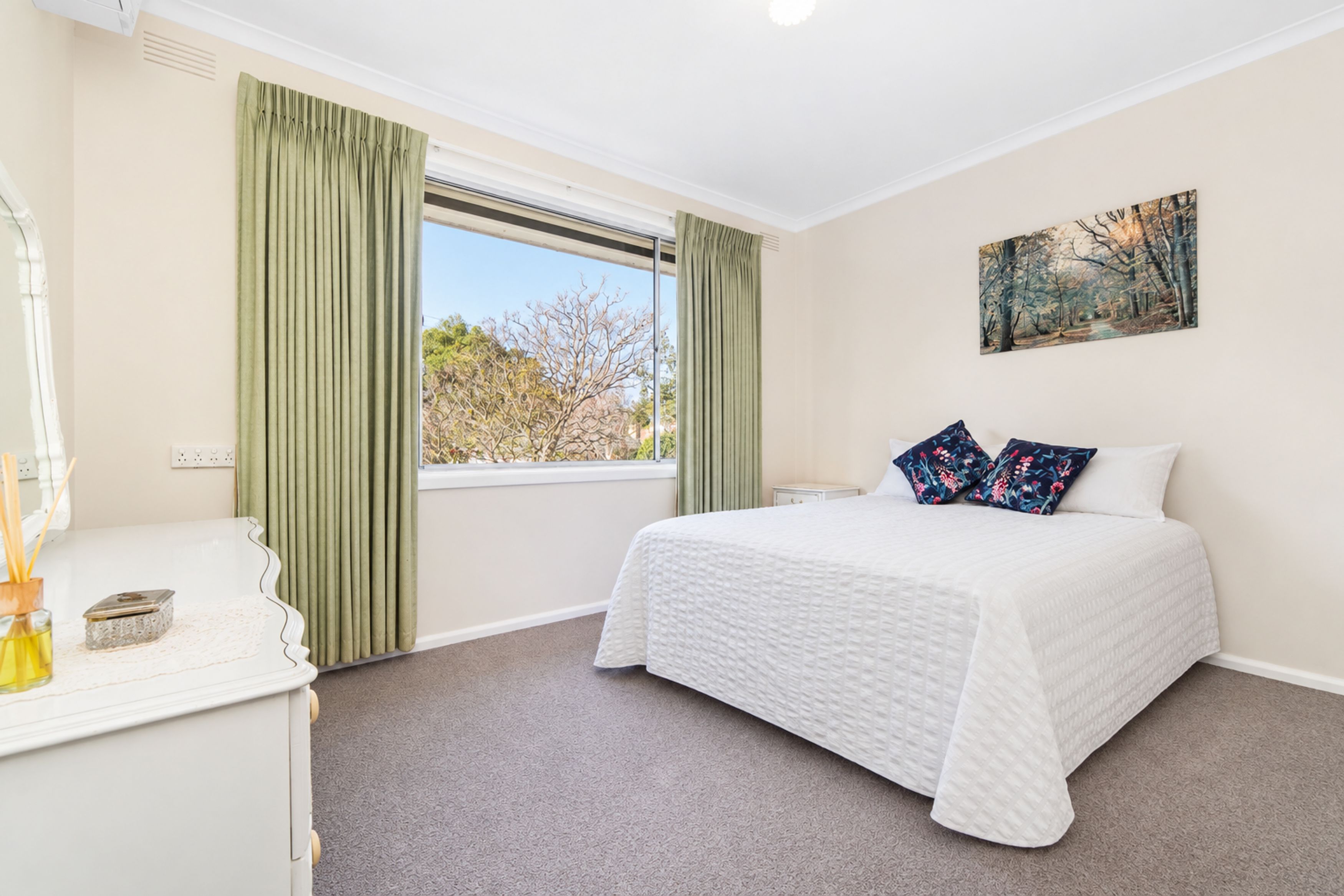 35 Warrain Street — photo 6 of 23