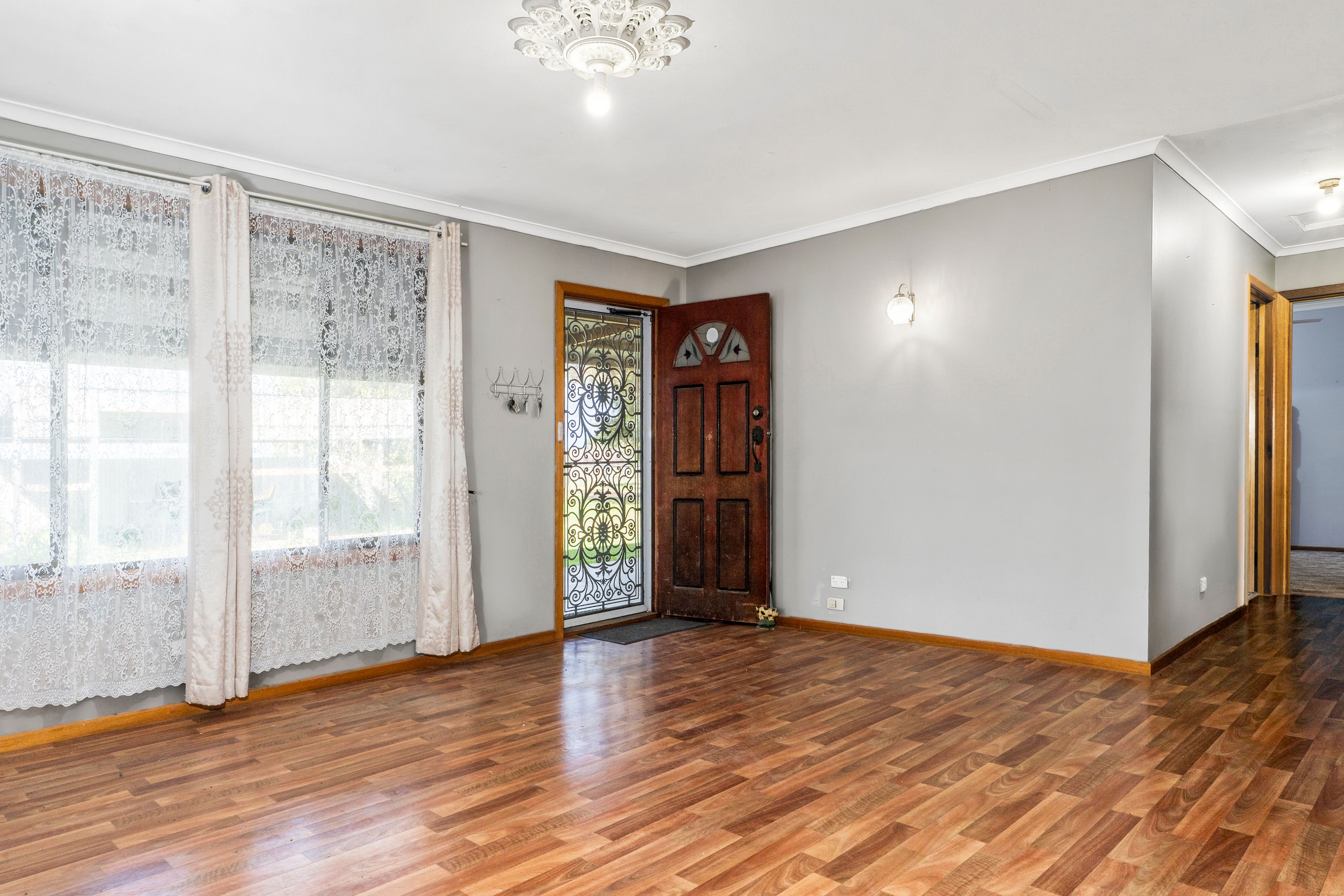 99 Falcon Street — photo 4 of 12