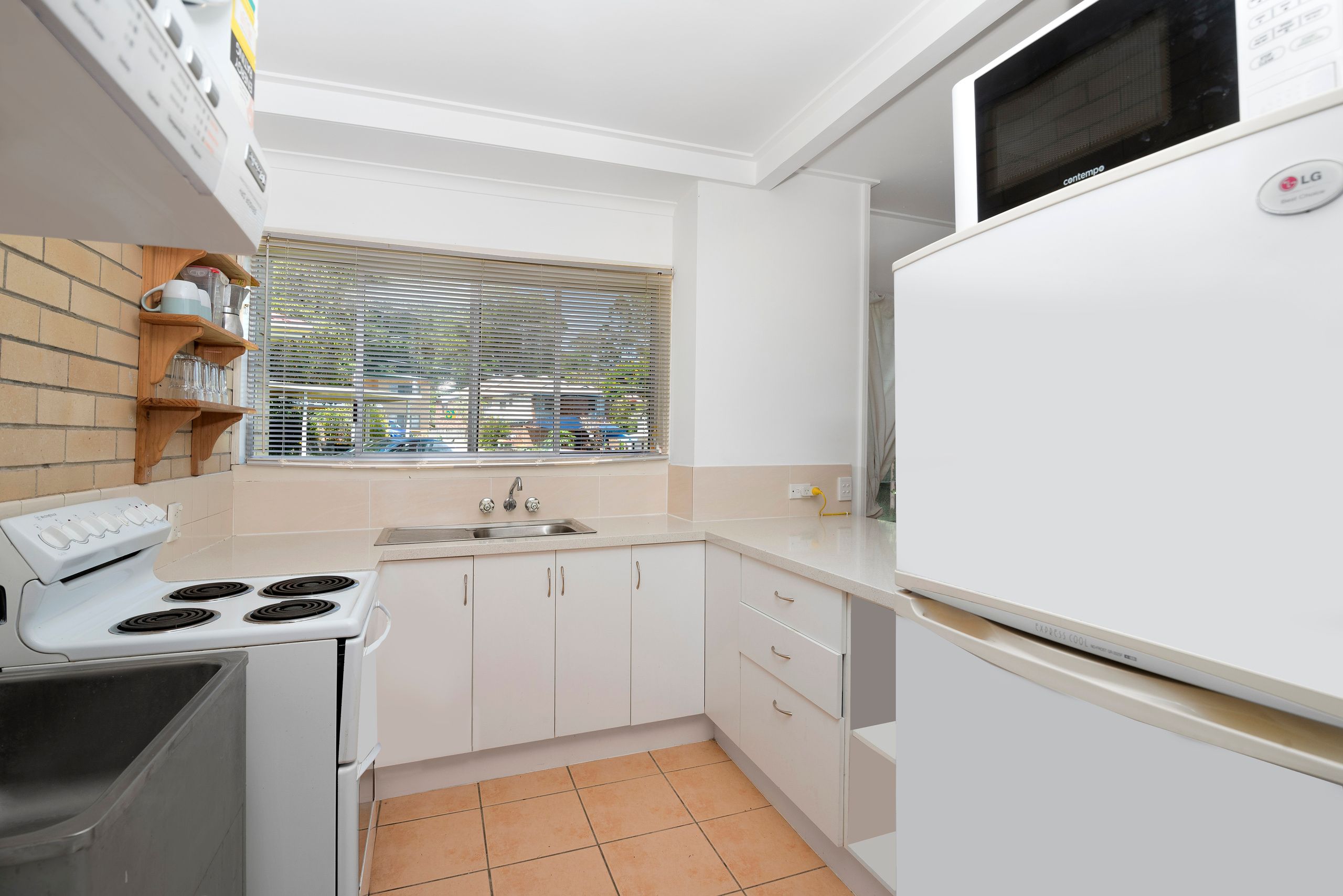 5B Weeumba Street, Currumbin, QLD 4223