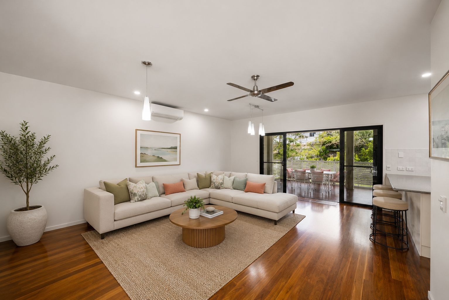 42 Addison Street — photo 3 of 22