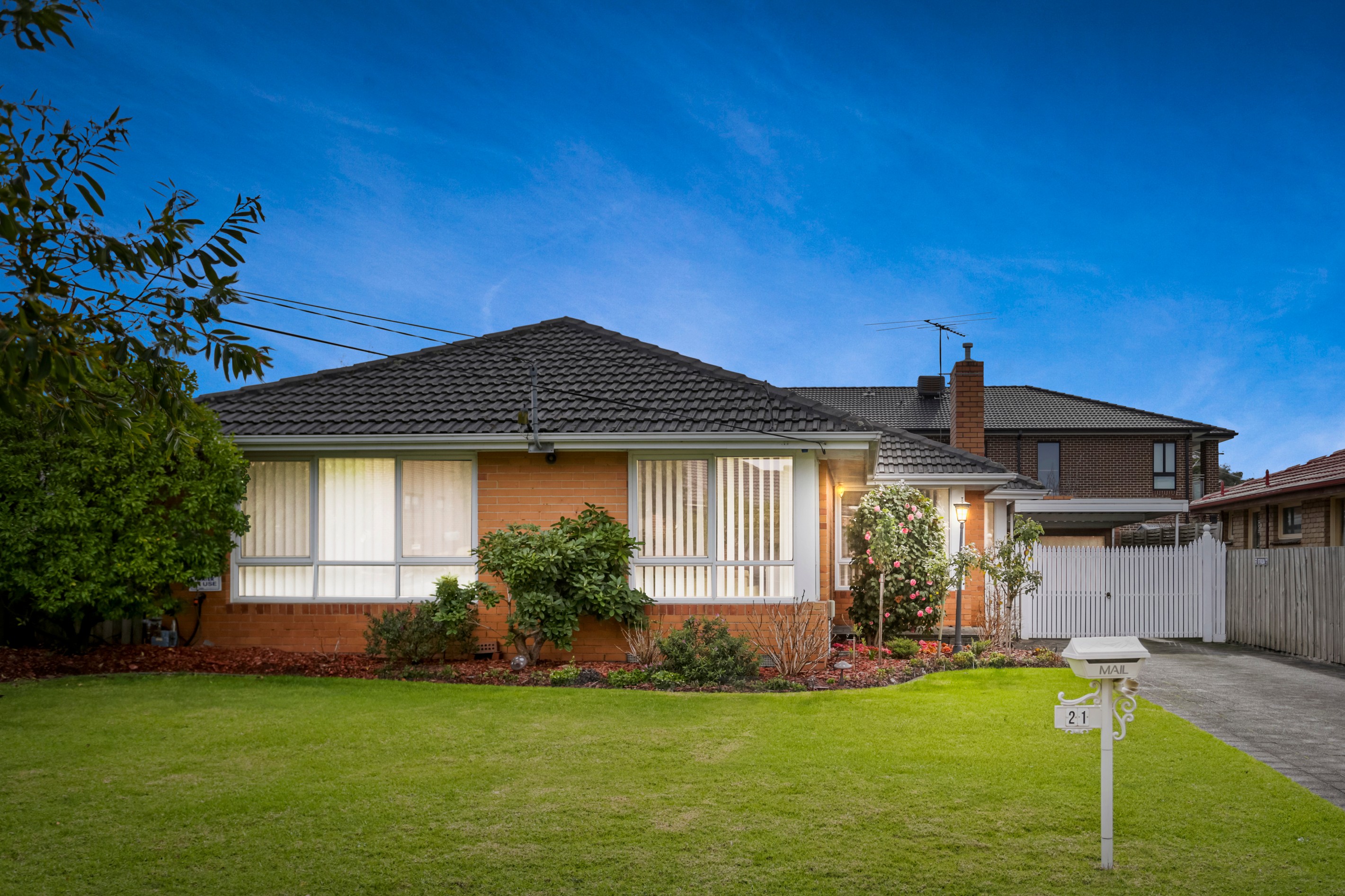 21 Glenthorne Drive, Keysborough, VIC 3173