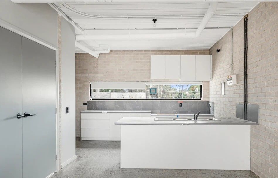 2/7 Waratah Street — photo 3 of 3